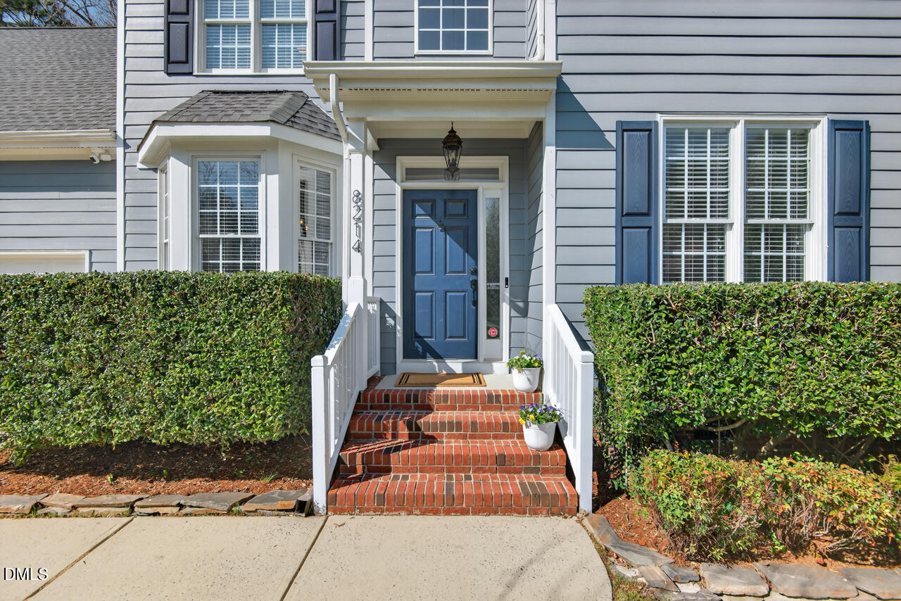 8214 Eagle View Drive