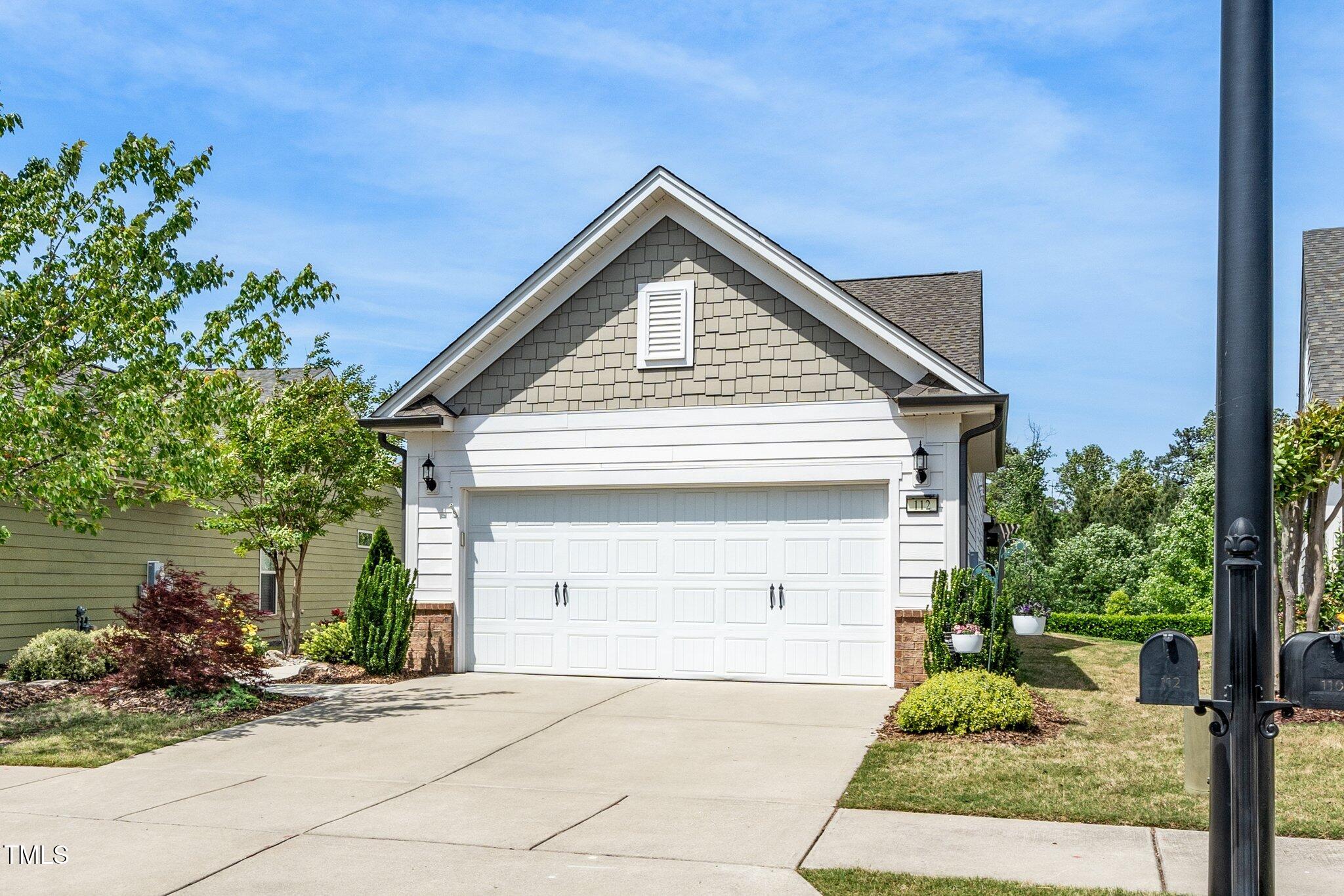 112 Manning Way