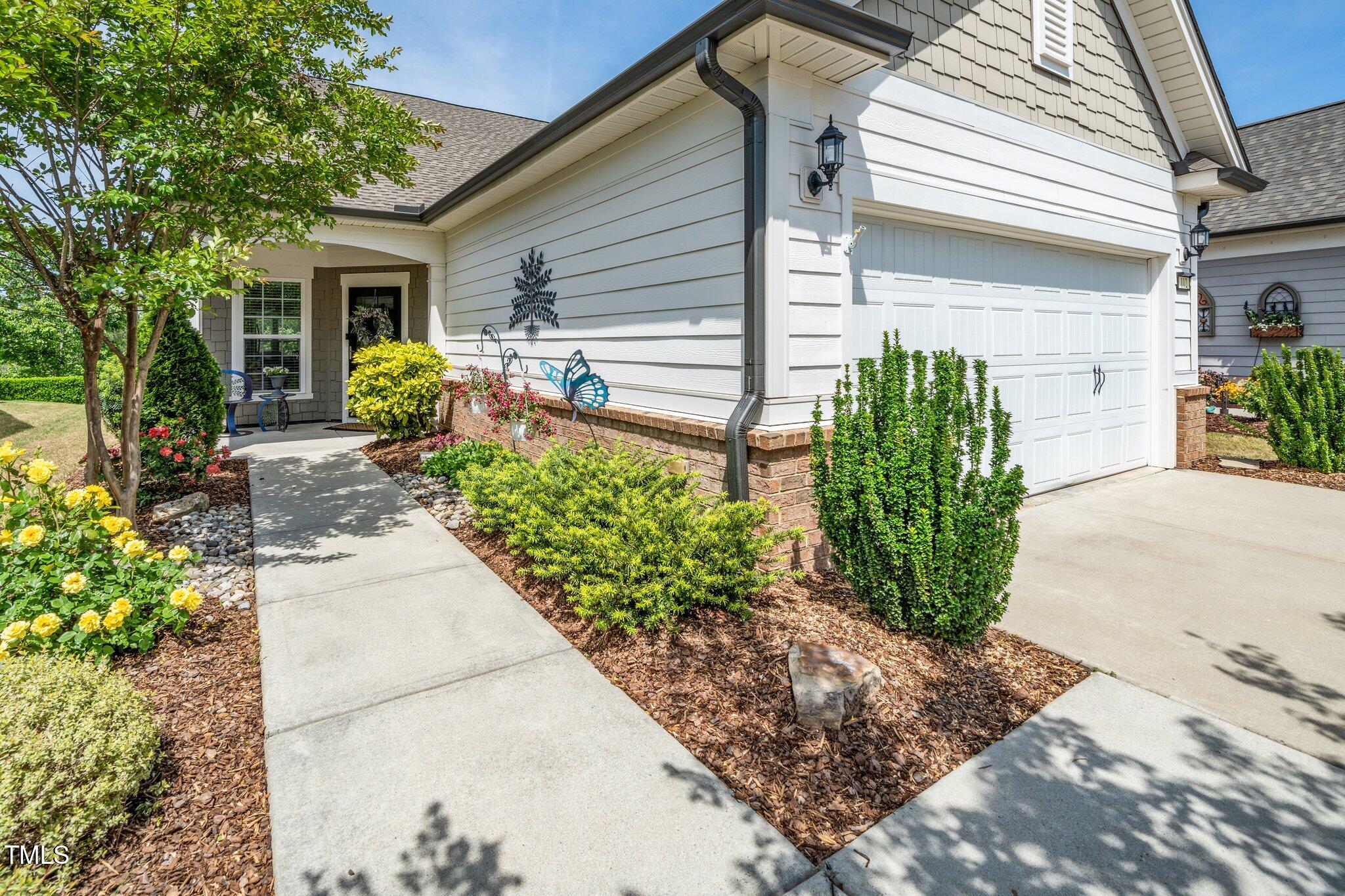 112 Manning Way