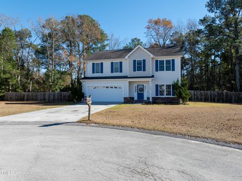 Single Family Residence in Hubert NC 508 Newhan Court.jpg