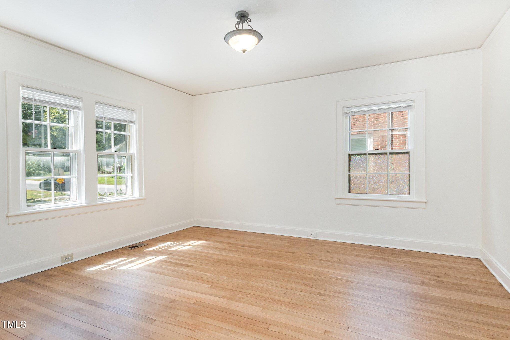 2012 Englewood Avenue