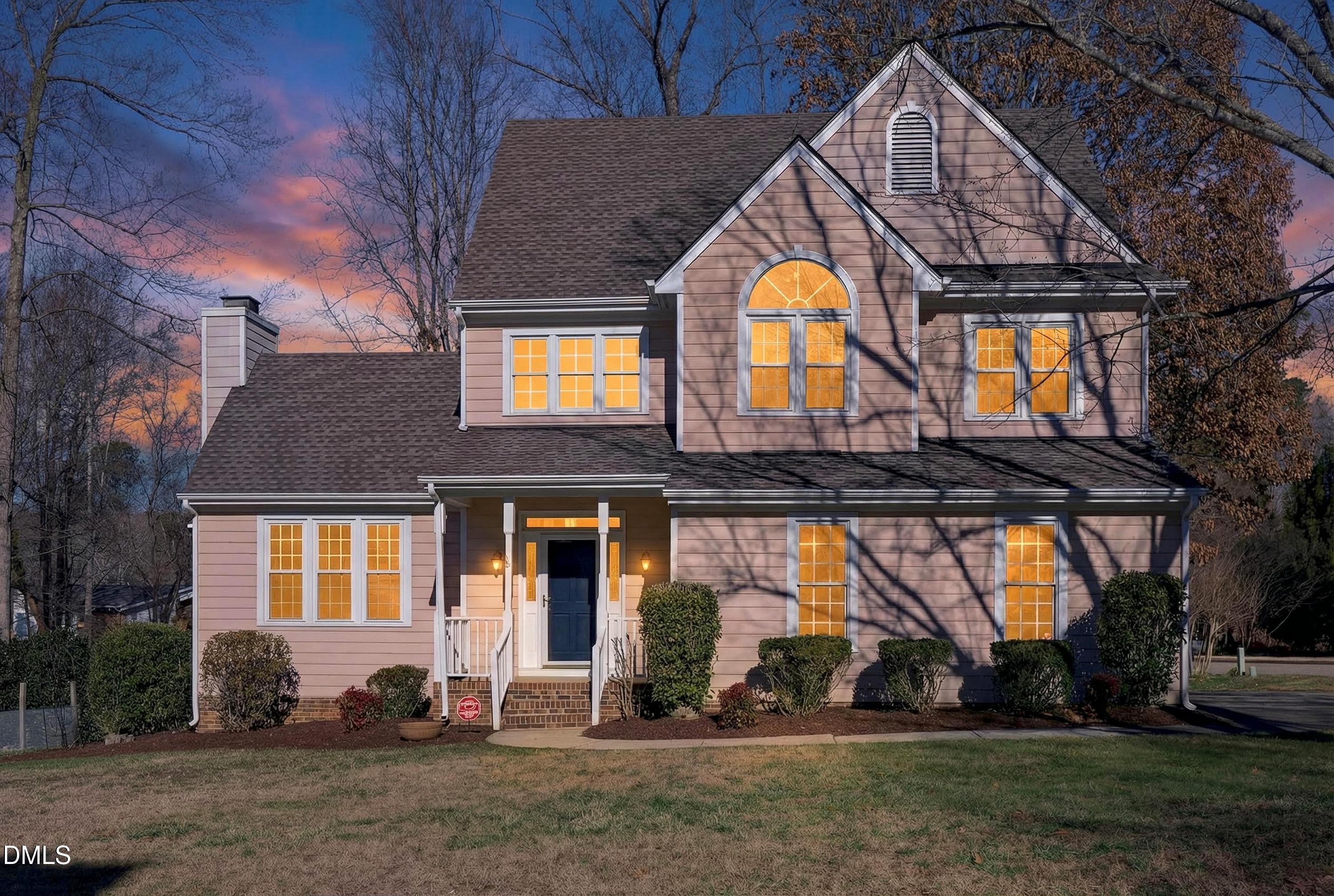 4113 Winding Oak Way