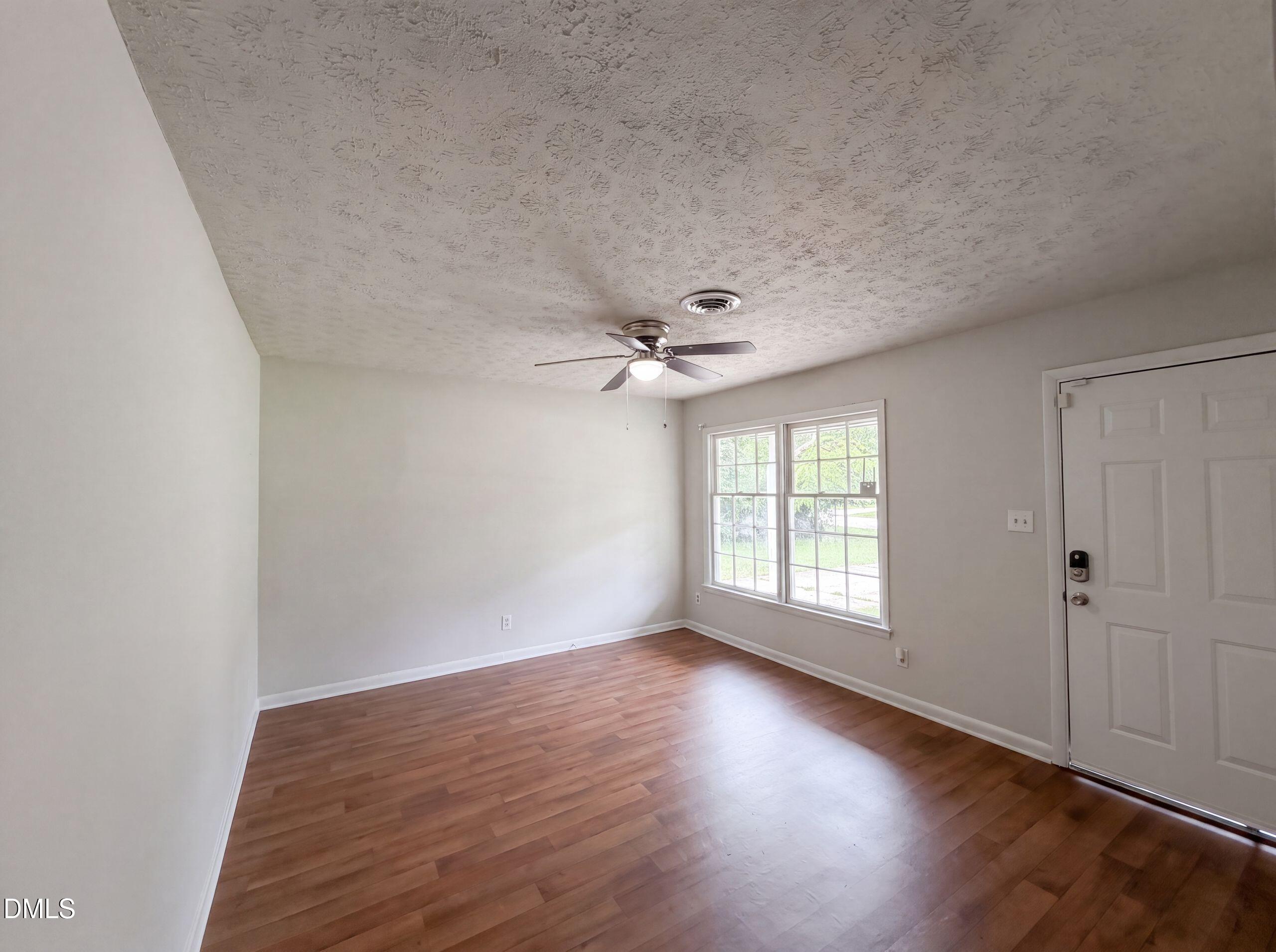 6616 Amanda Circle