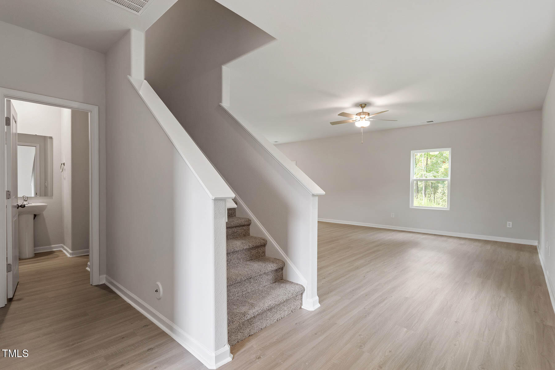 815 Rhino Bend