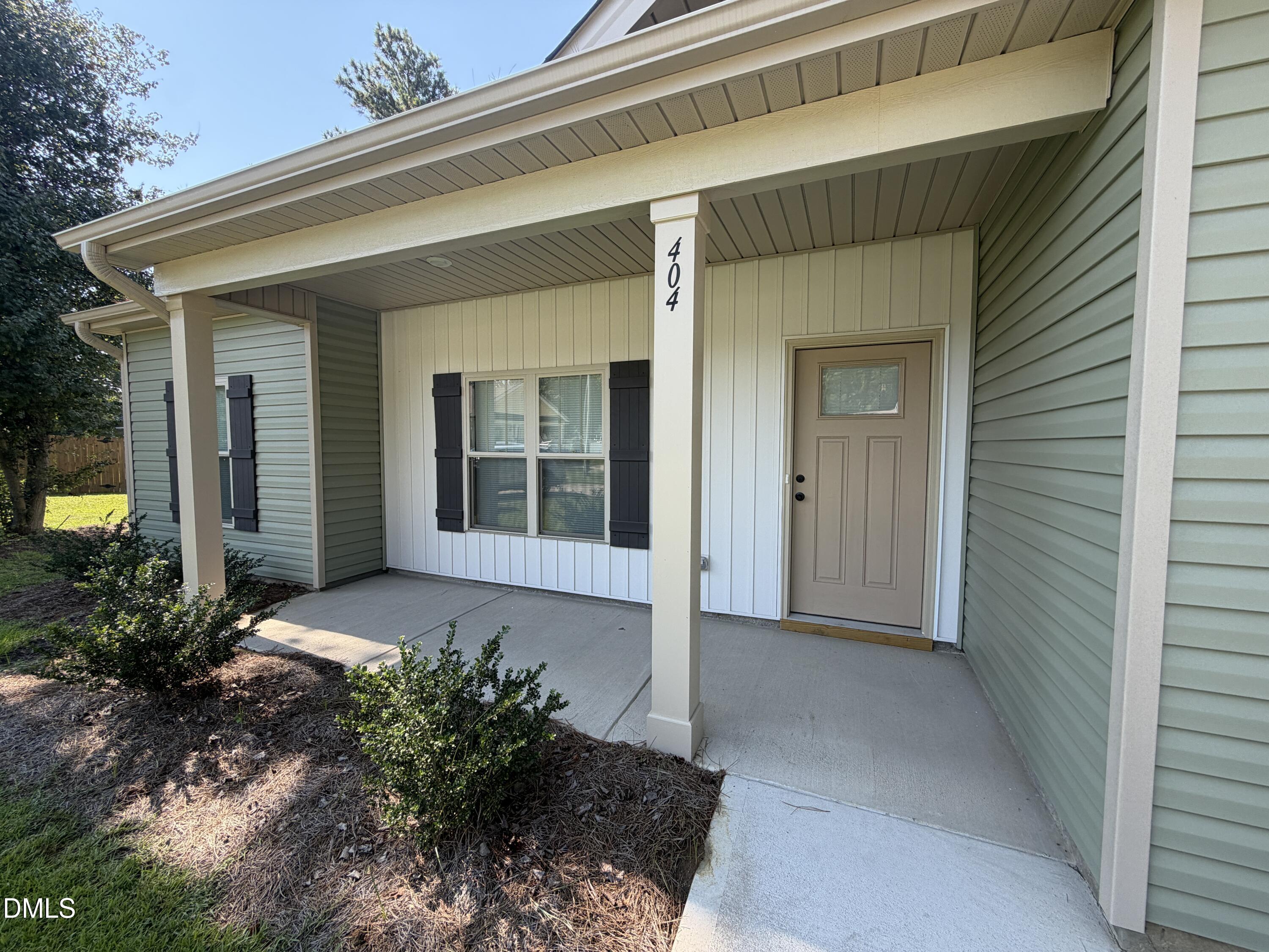 404 S Eastwood Drive