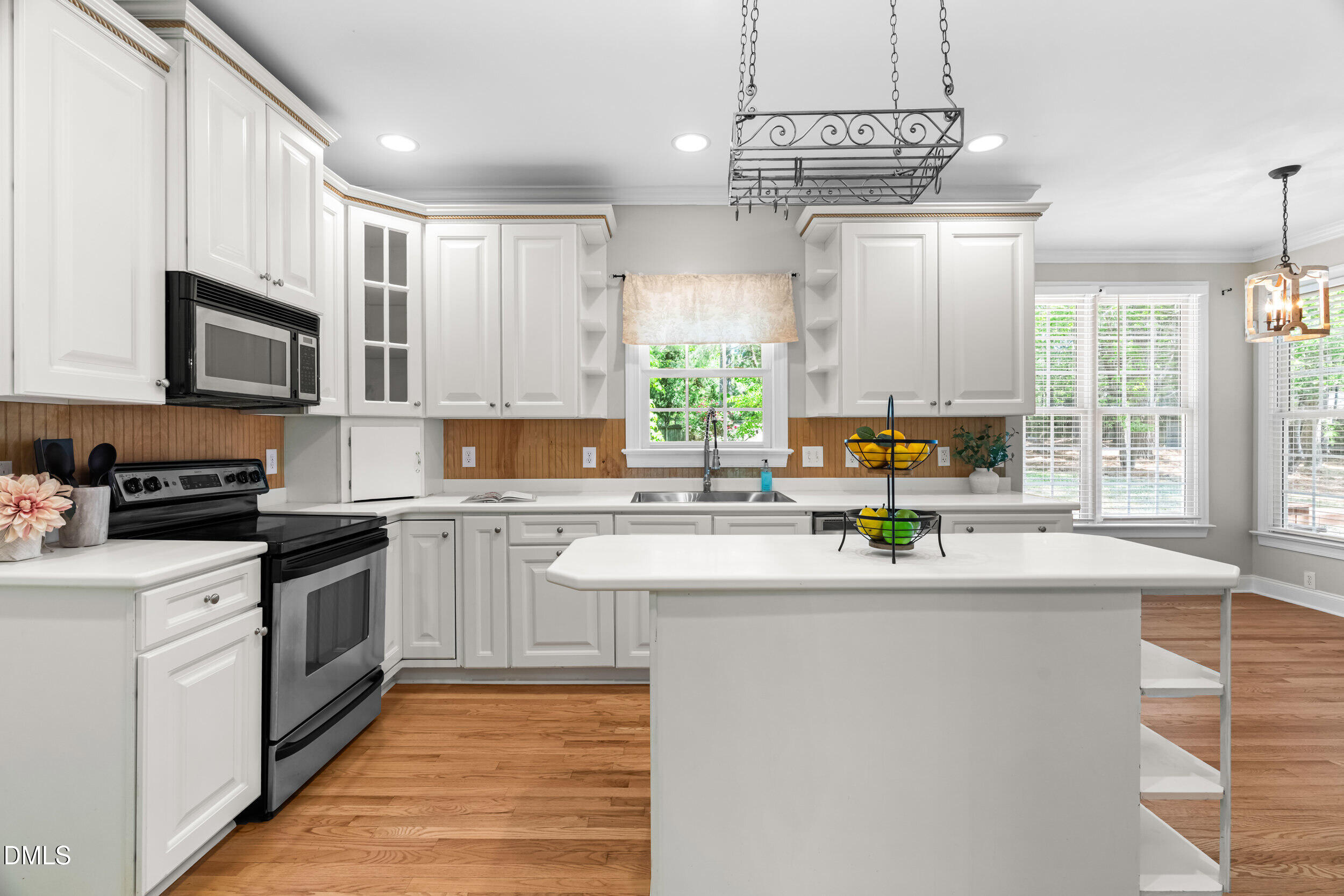 3304 Drexel Hill Court