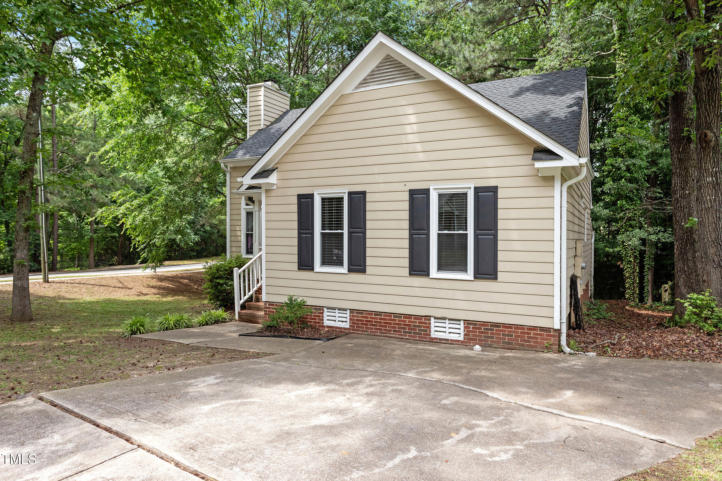 4401 Liverpool Lane