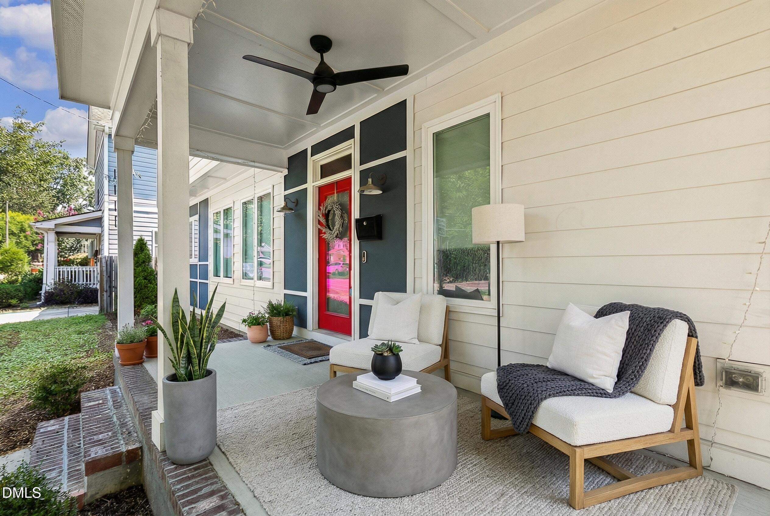 1117 S Person Street