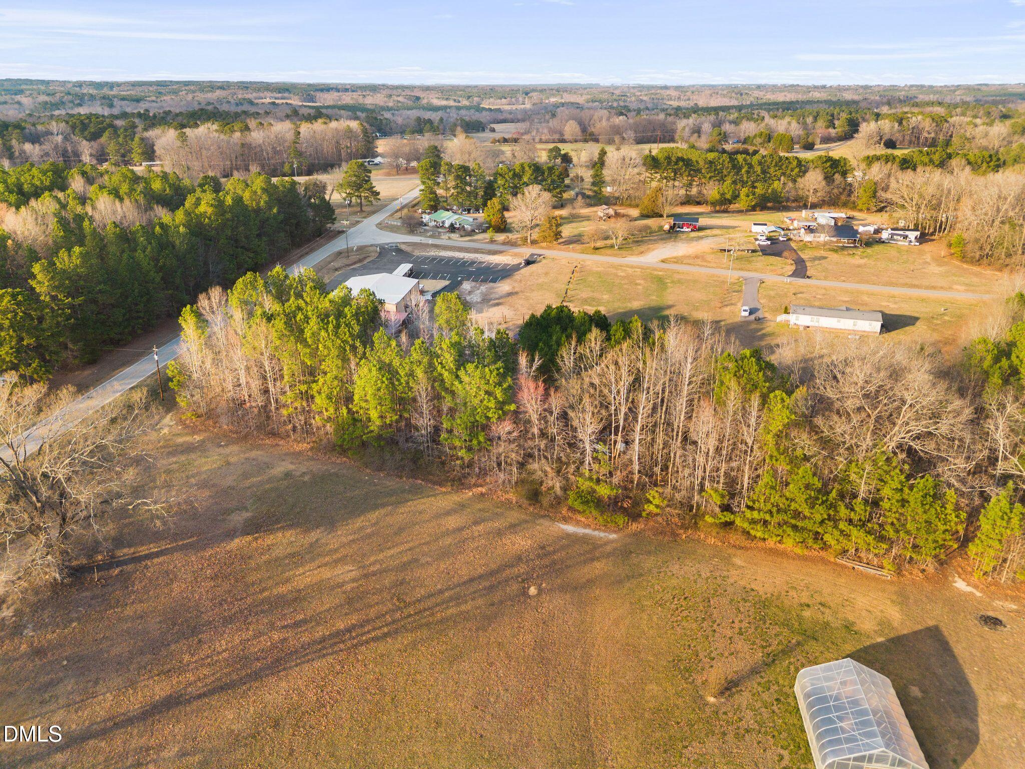 24 Douglas Williams Road