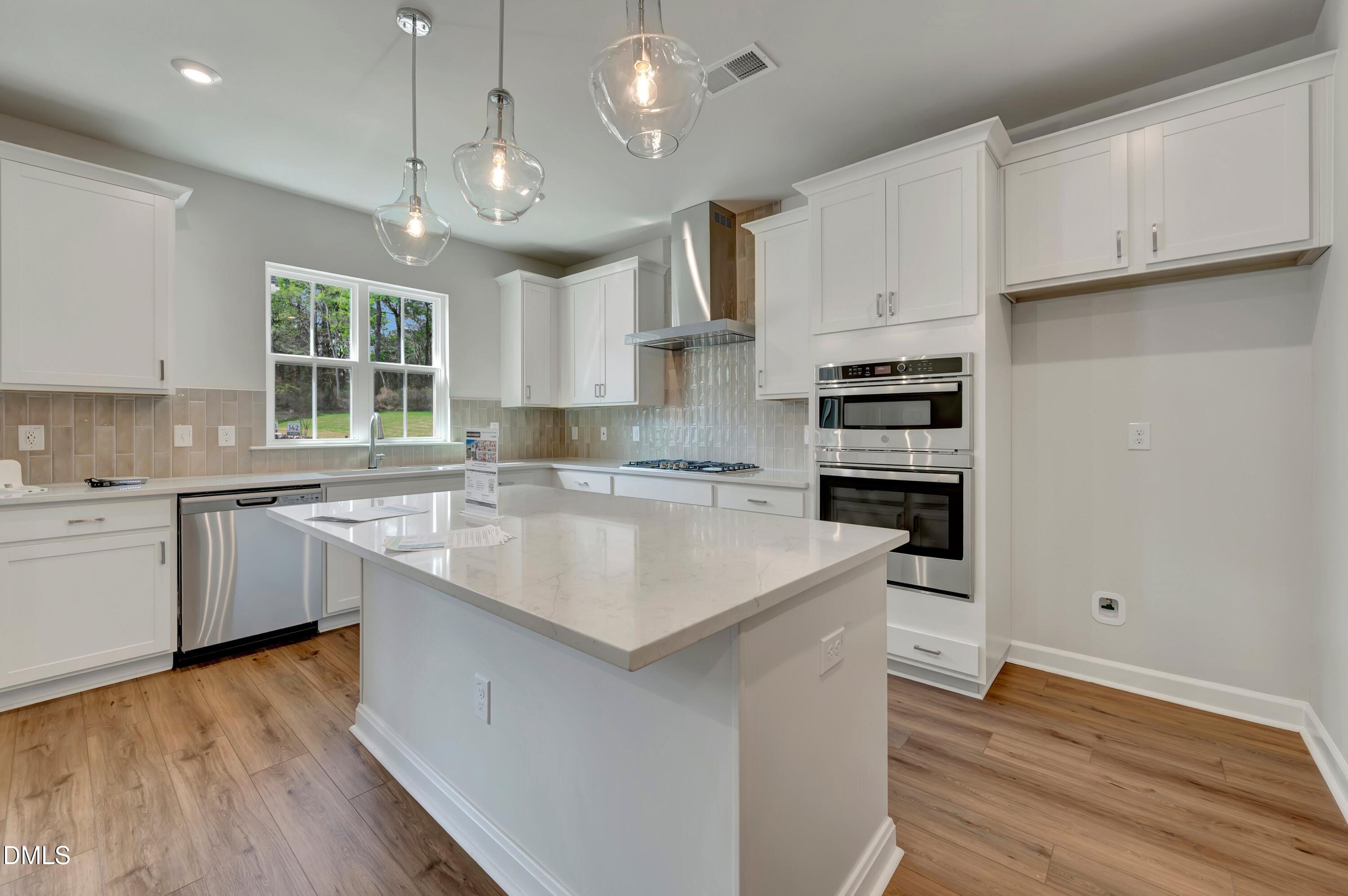 608 Brackenberry Alley