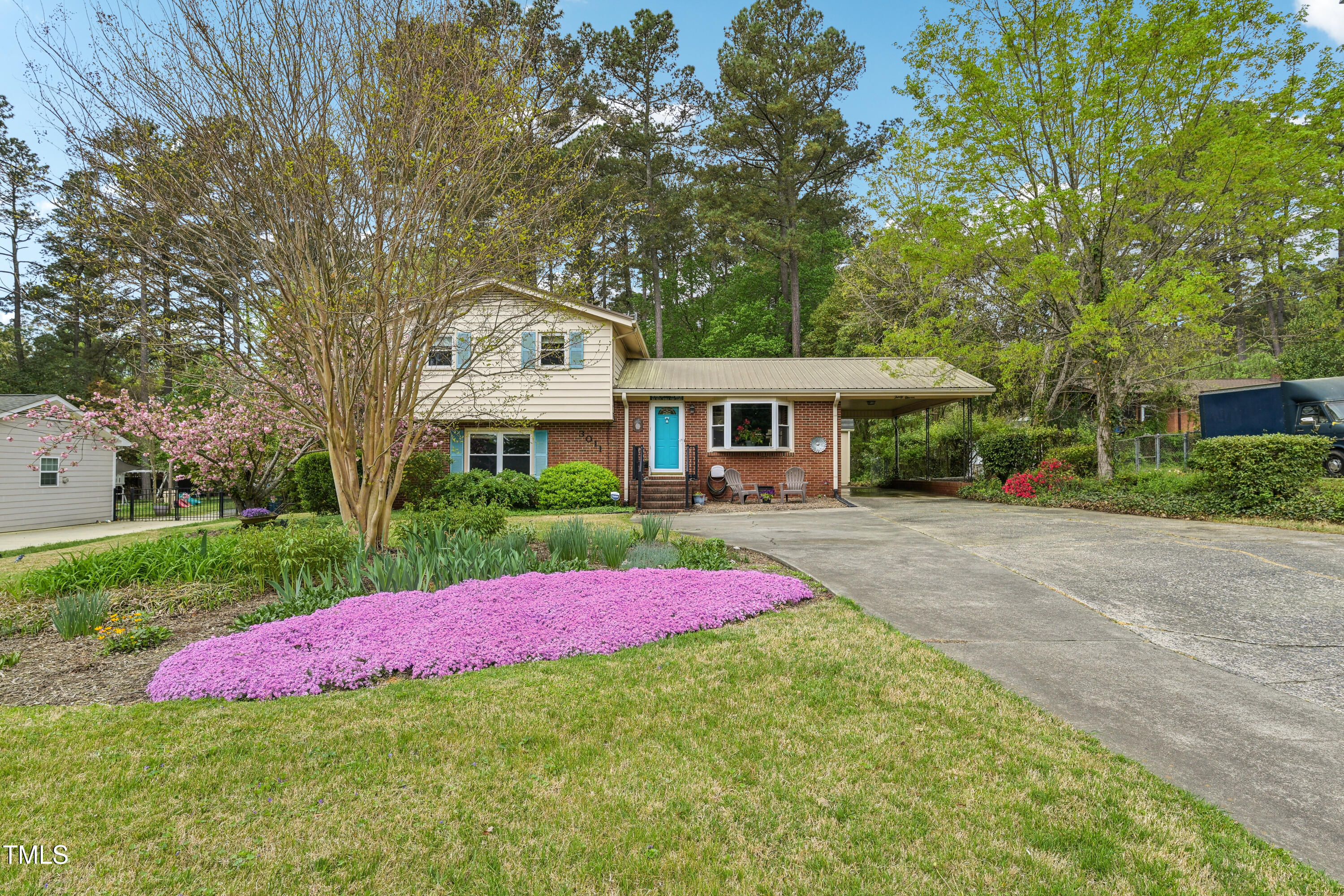 3011 Kenan Road