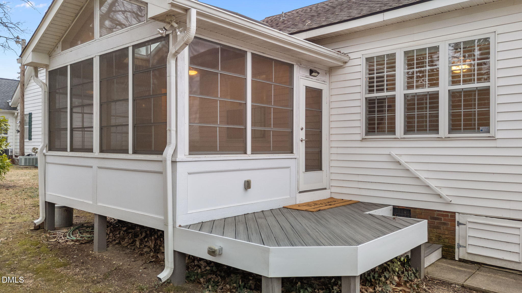 328 S Lombard Street