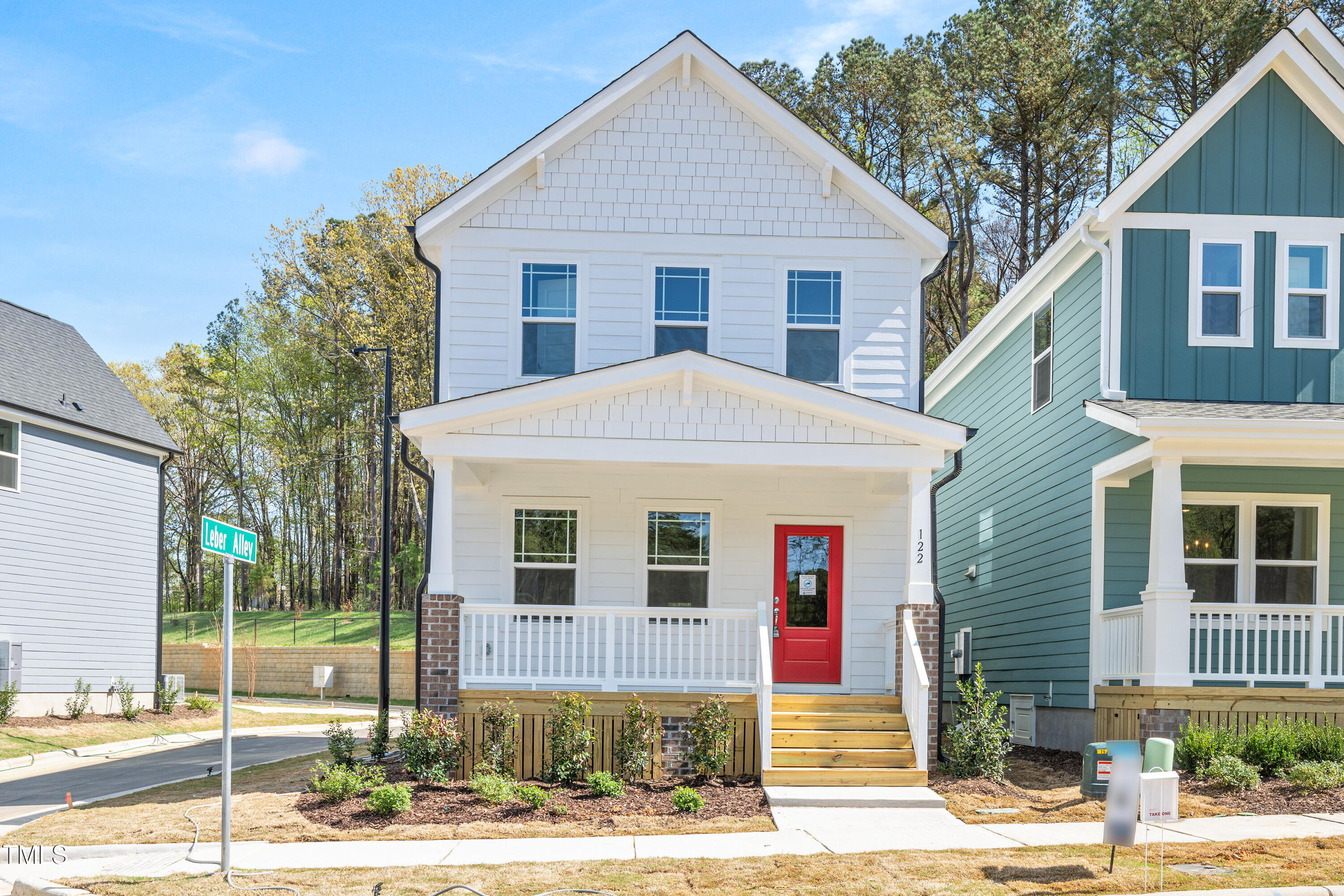 122 Weavers Grove Drive