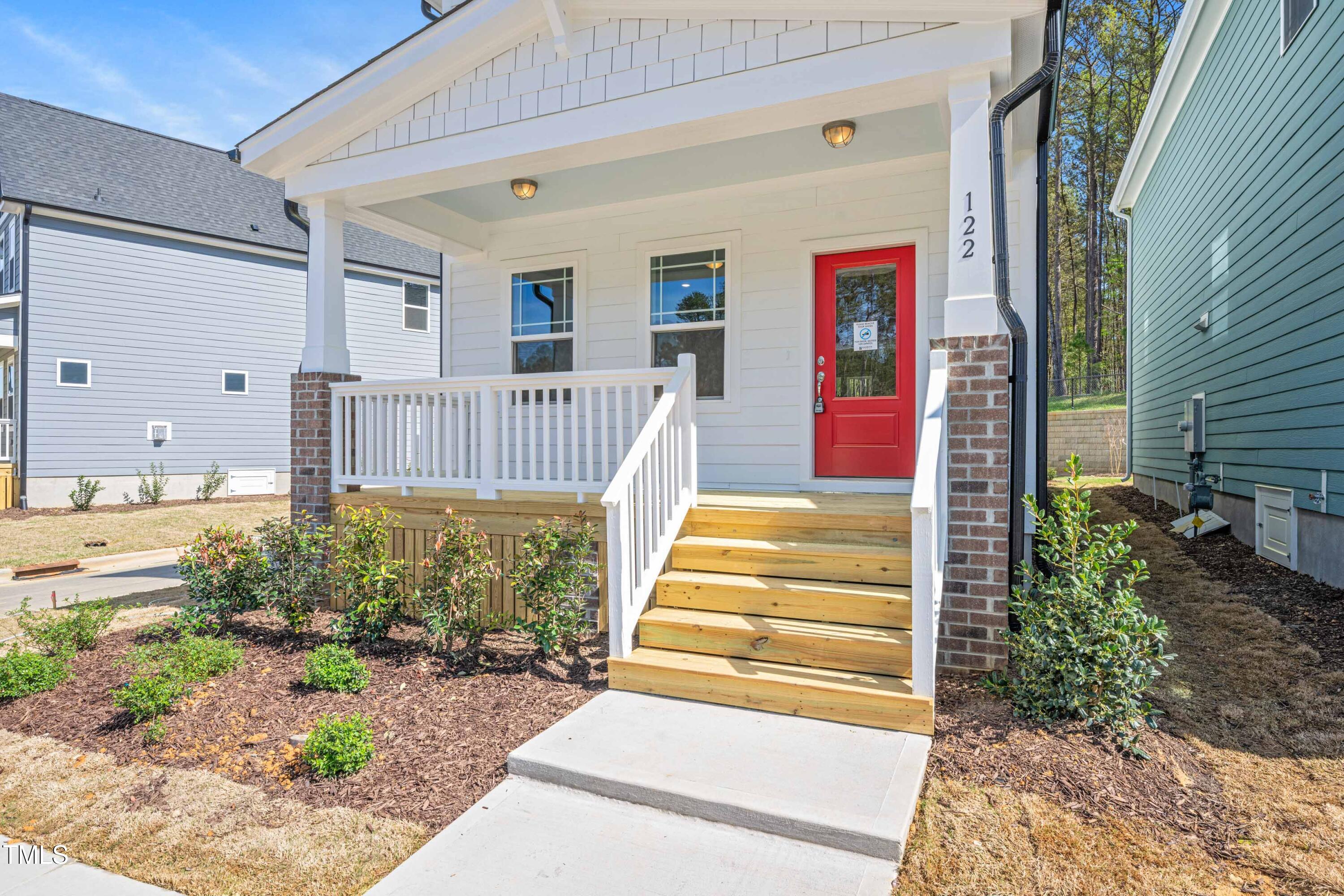 122 Weavers Grove Drive