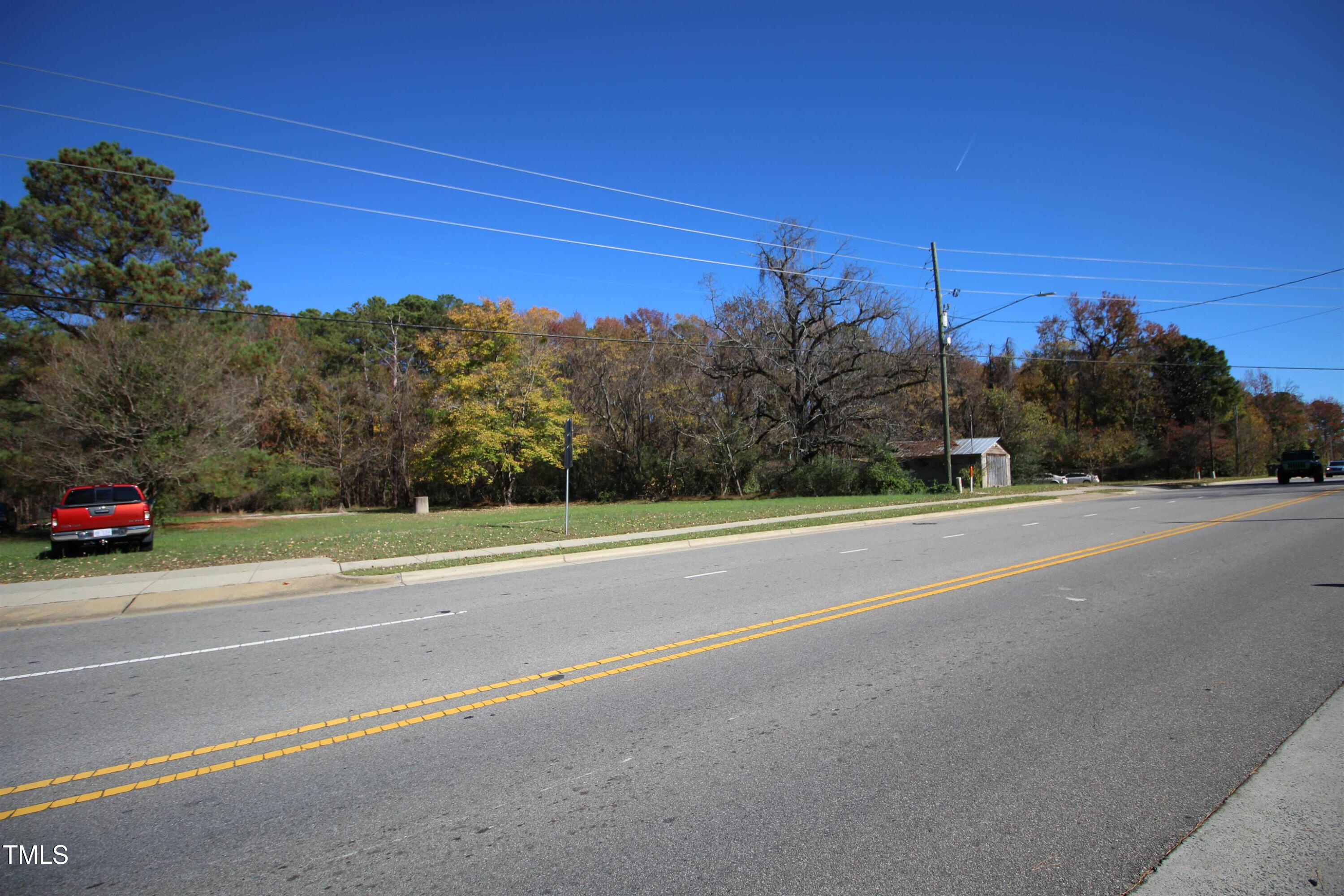 936 W Holly Springs Road