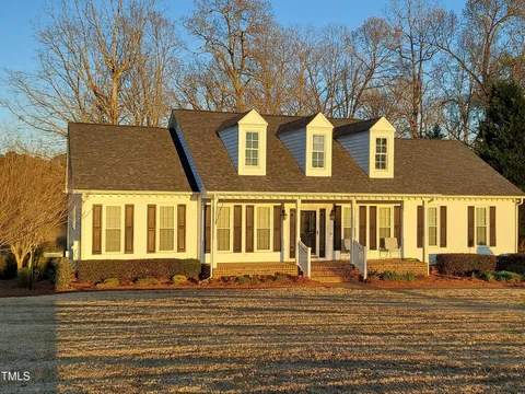 MLS: 10086901