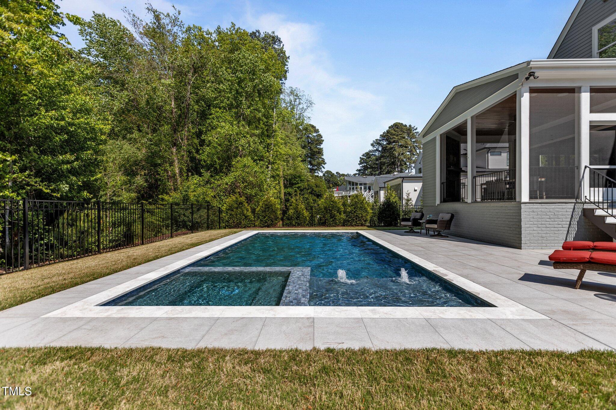 3416 Edgemont Drive
