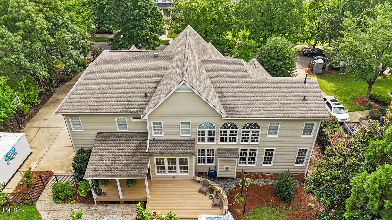312 Flint Point Lane