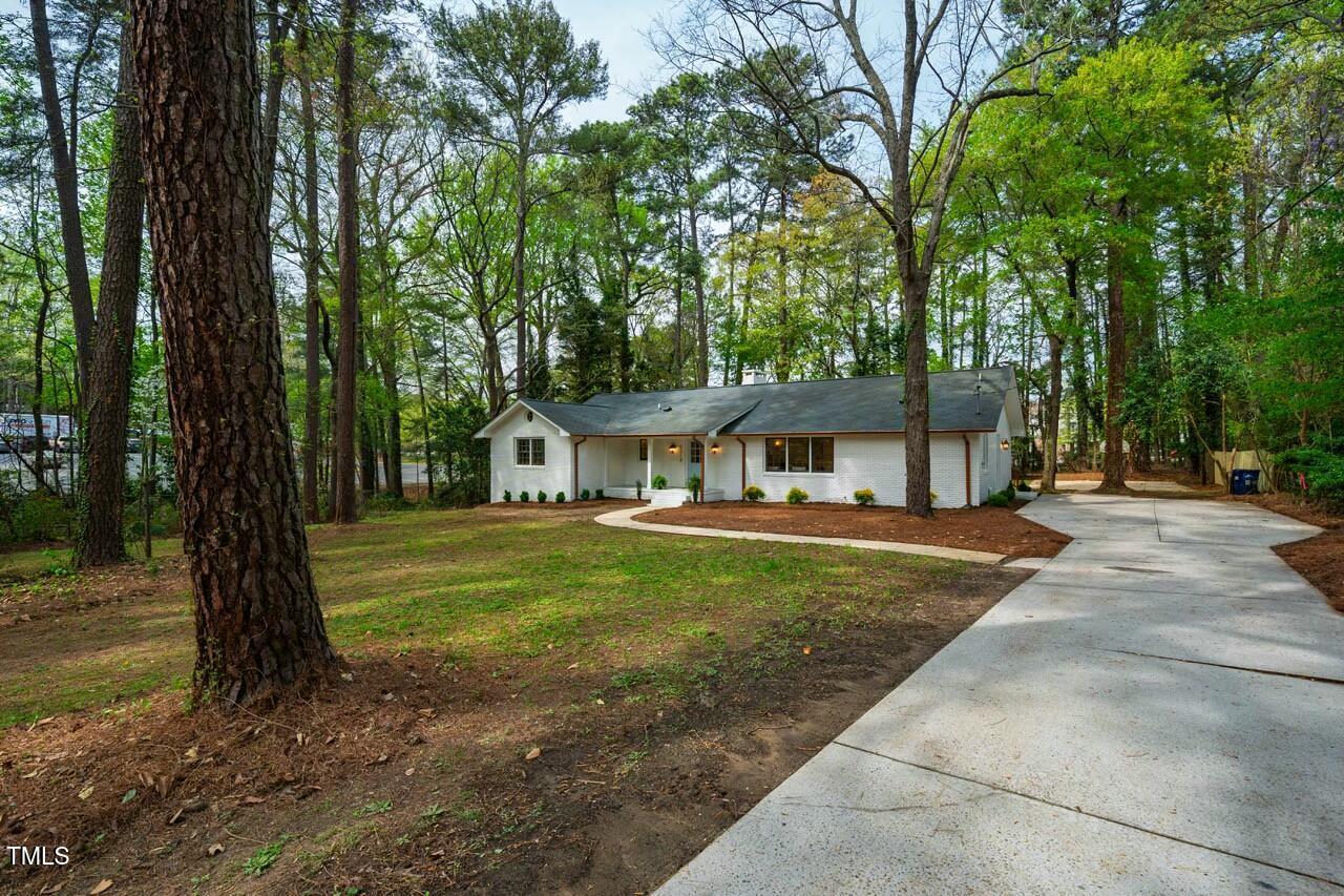 5312 Woodsdale Road