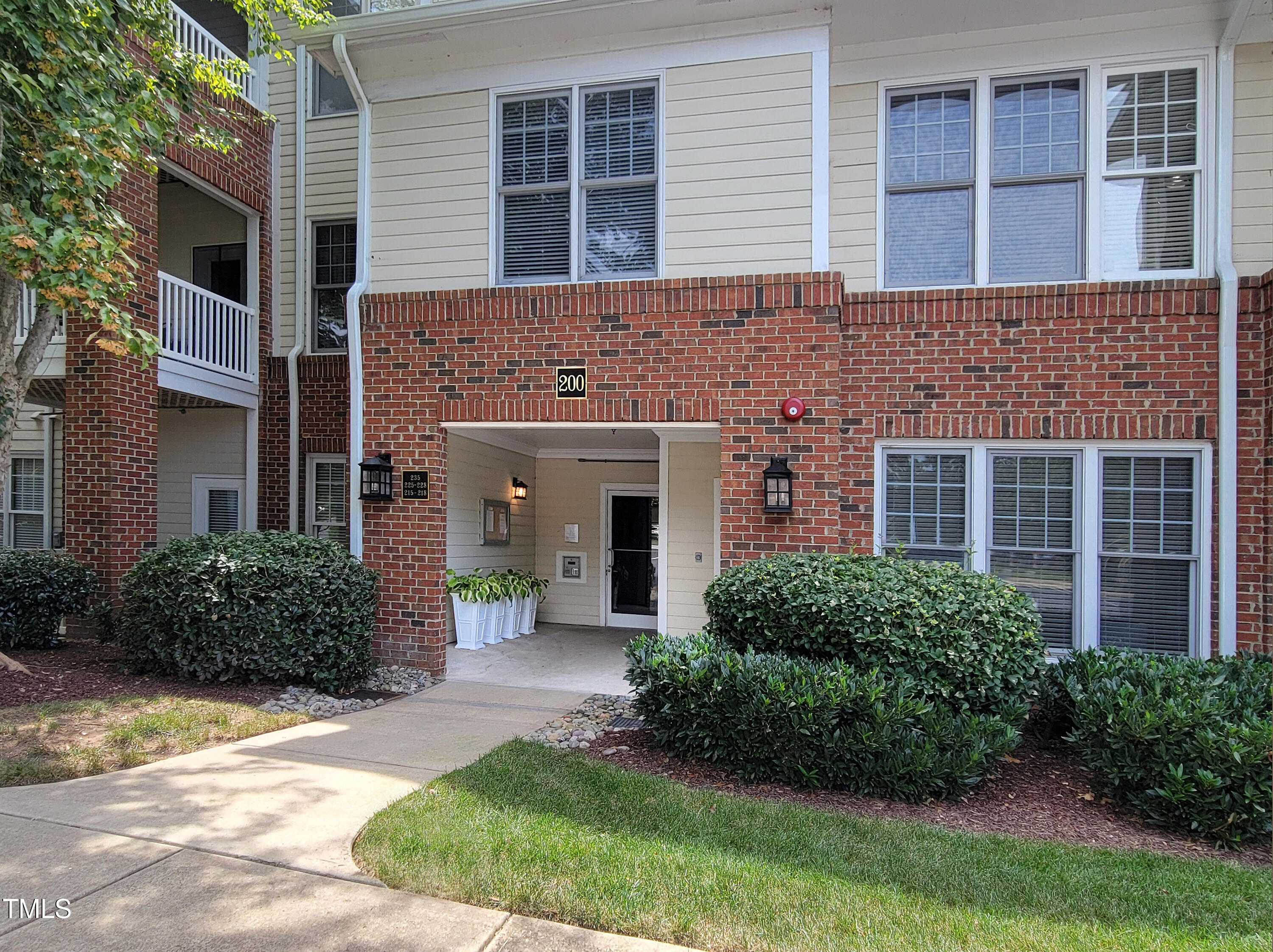 228 Waterford Lake Drive