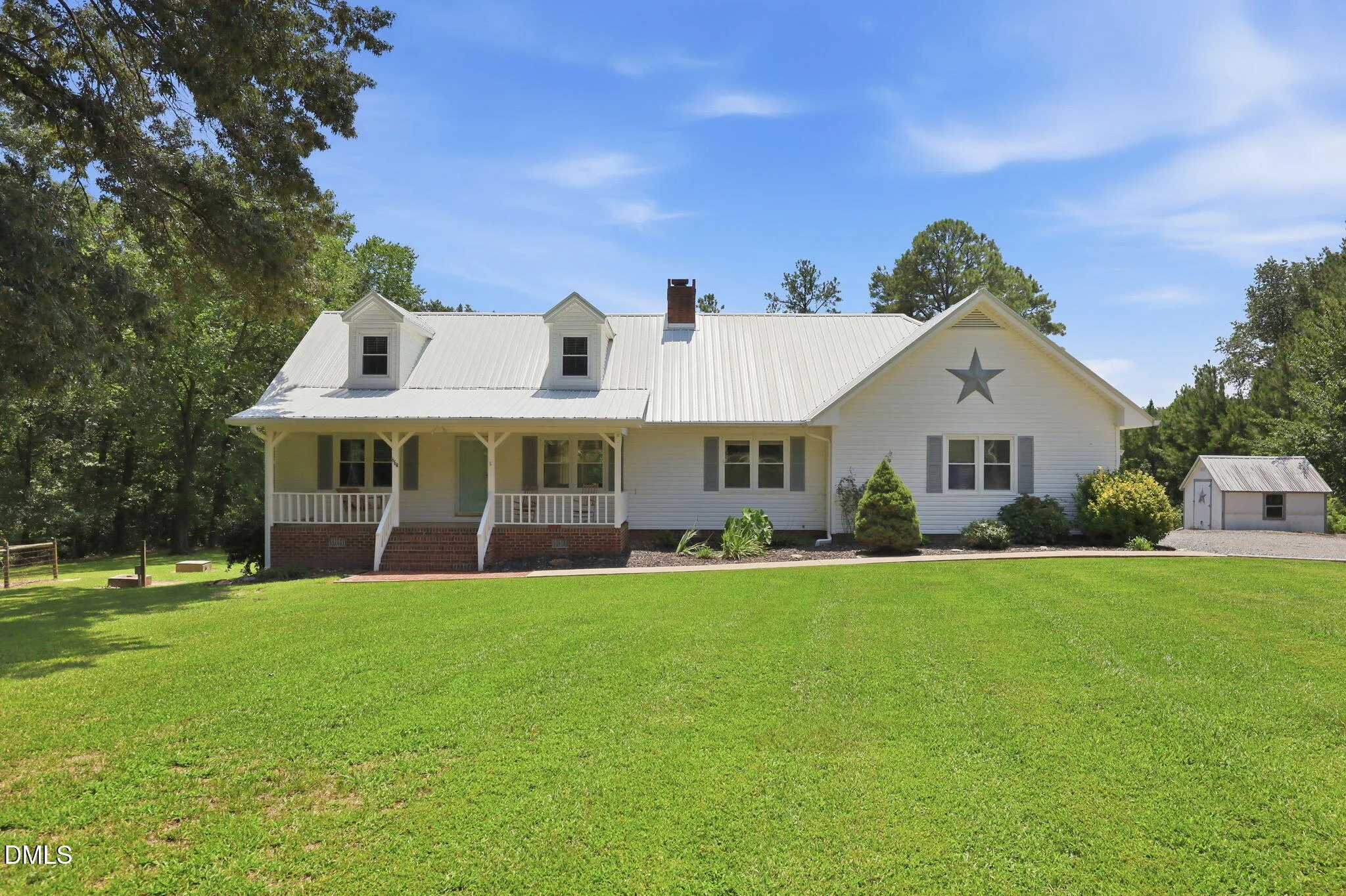 664 Lakewood Falls Road, Goldston, NC, 27252