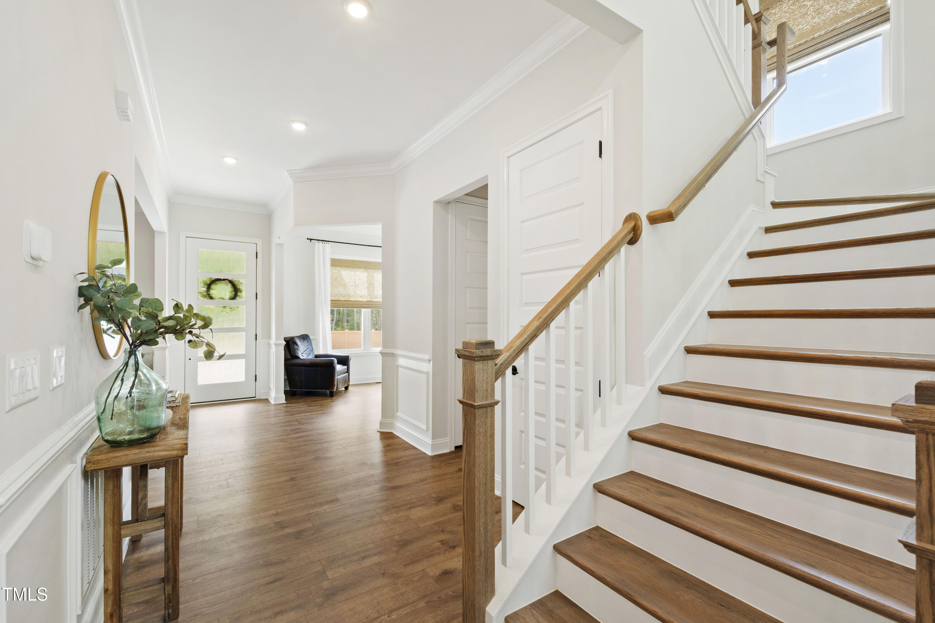 1928 Vandiver Way