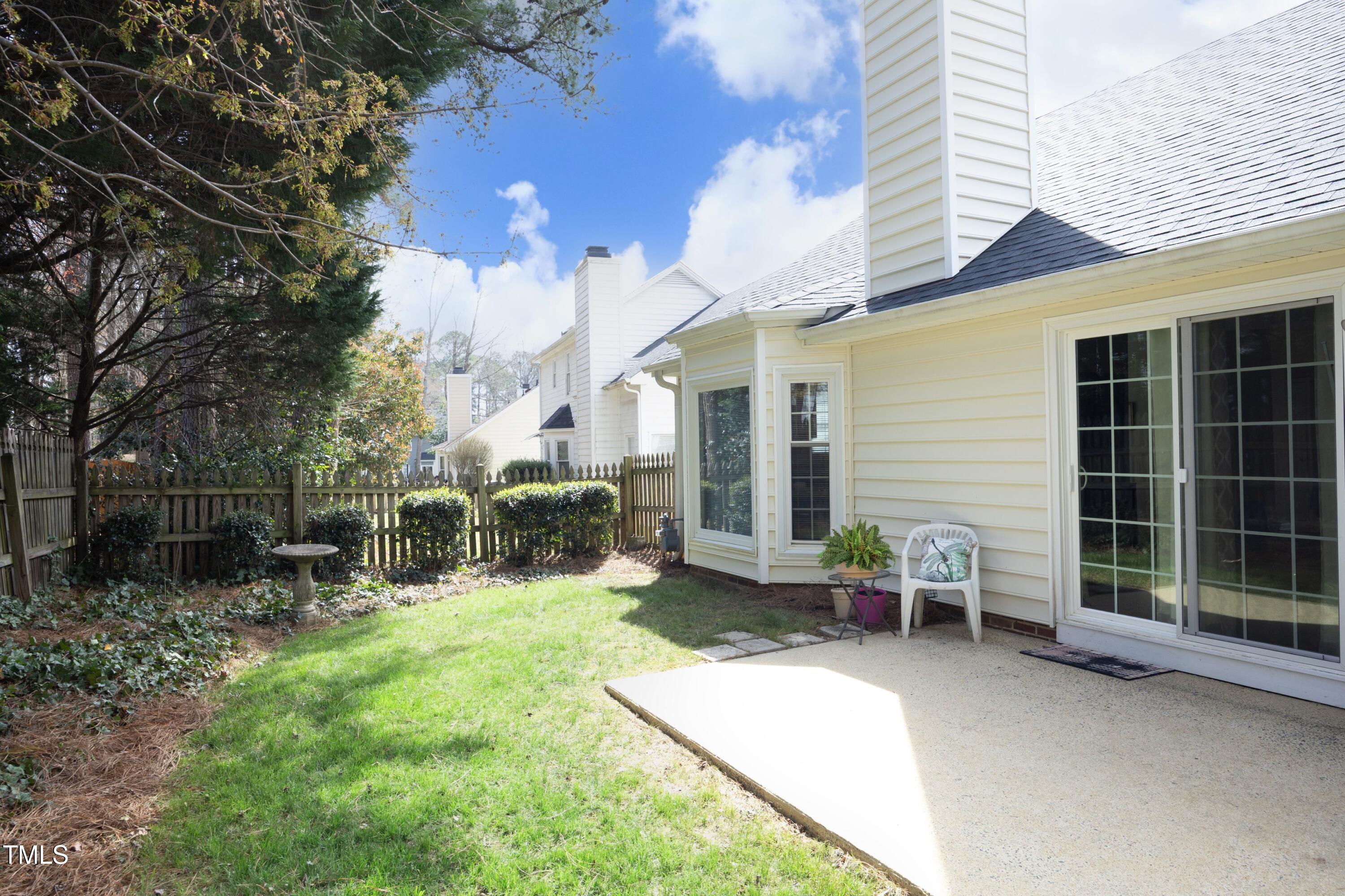 5513 Edgebury Road