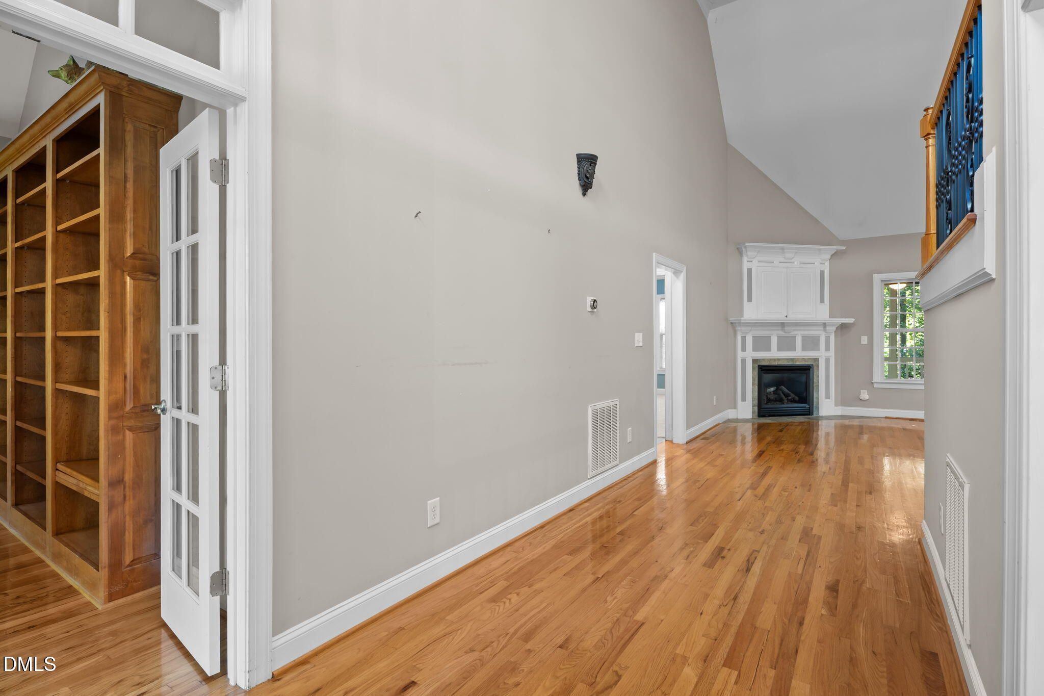 592 W Walker Woods Lane