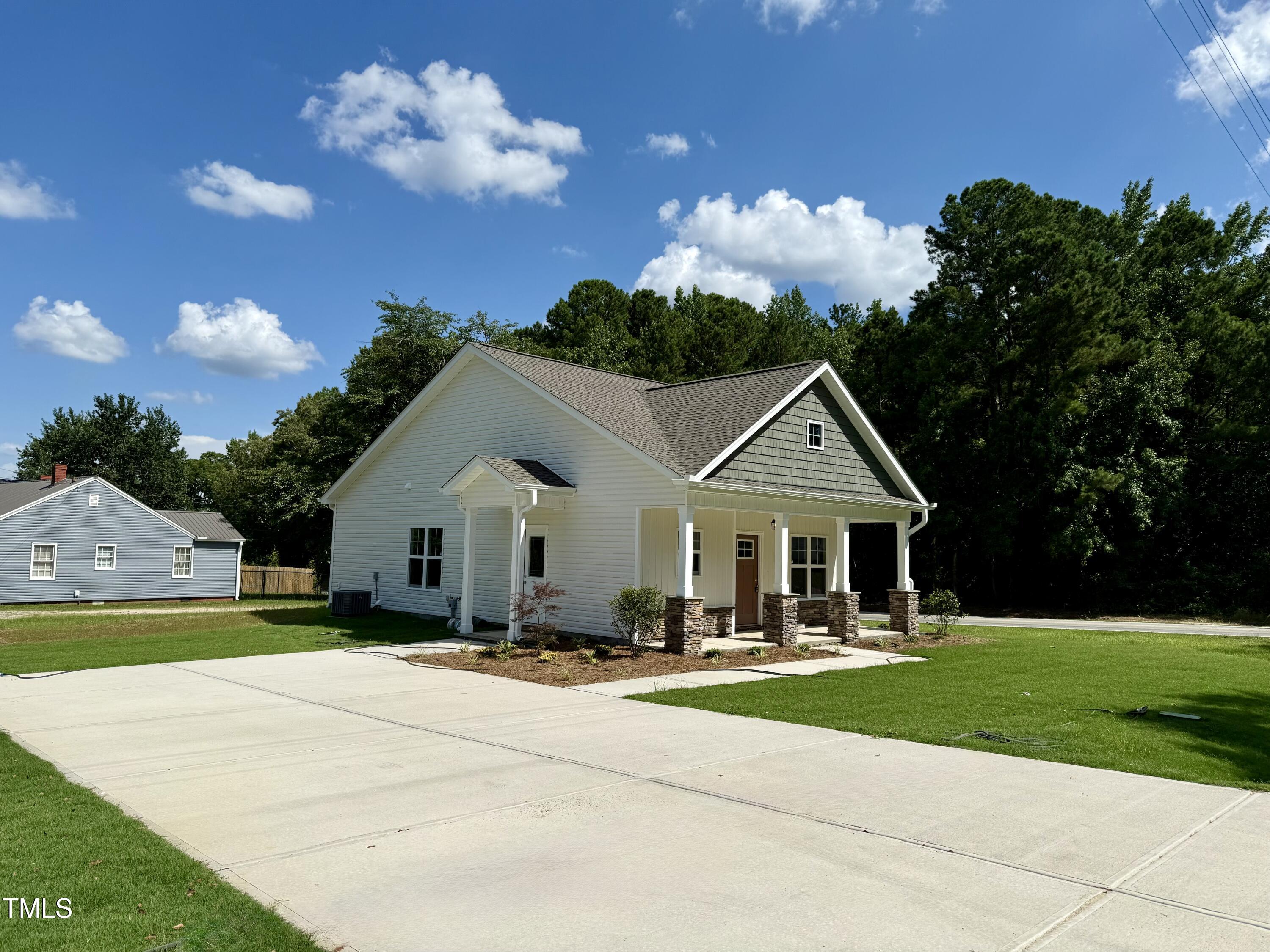172 W Old Road