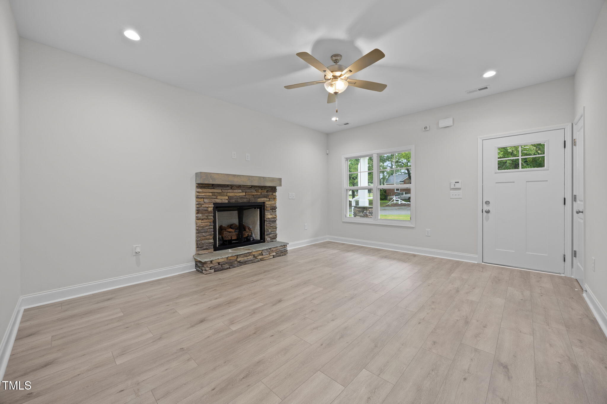 172 W Old Road