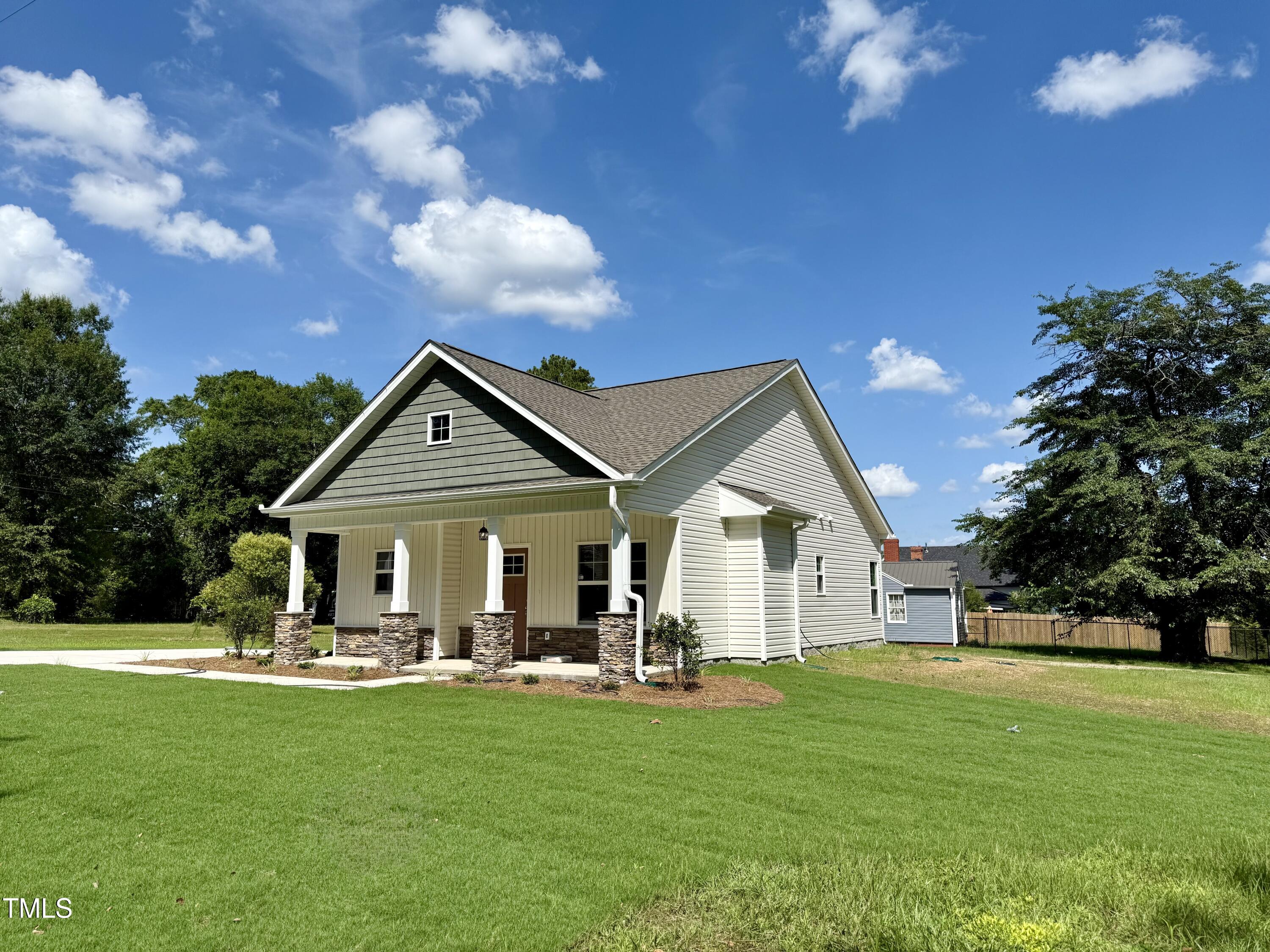 172 W Old Road
