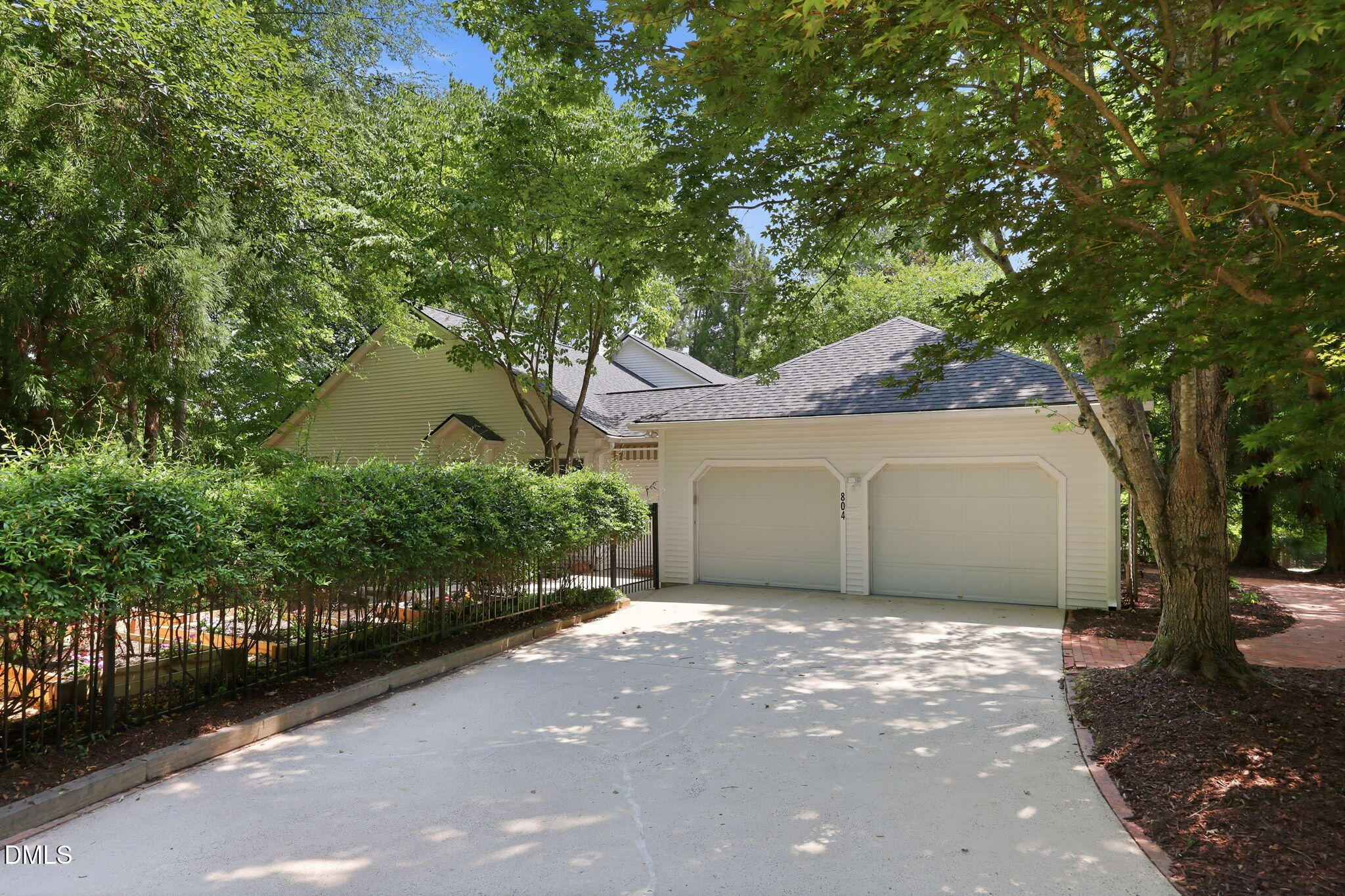 804 Millcroft