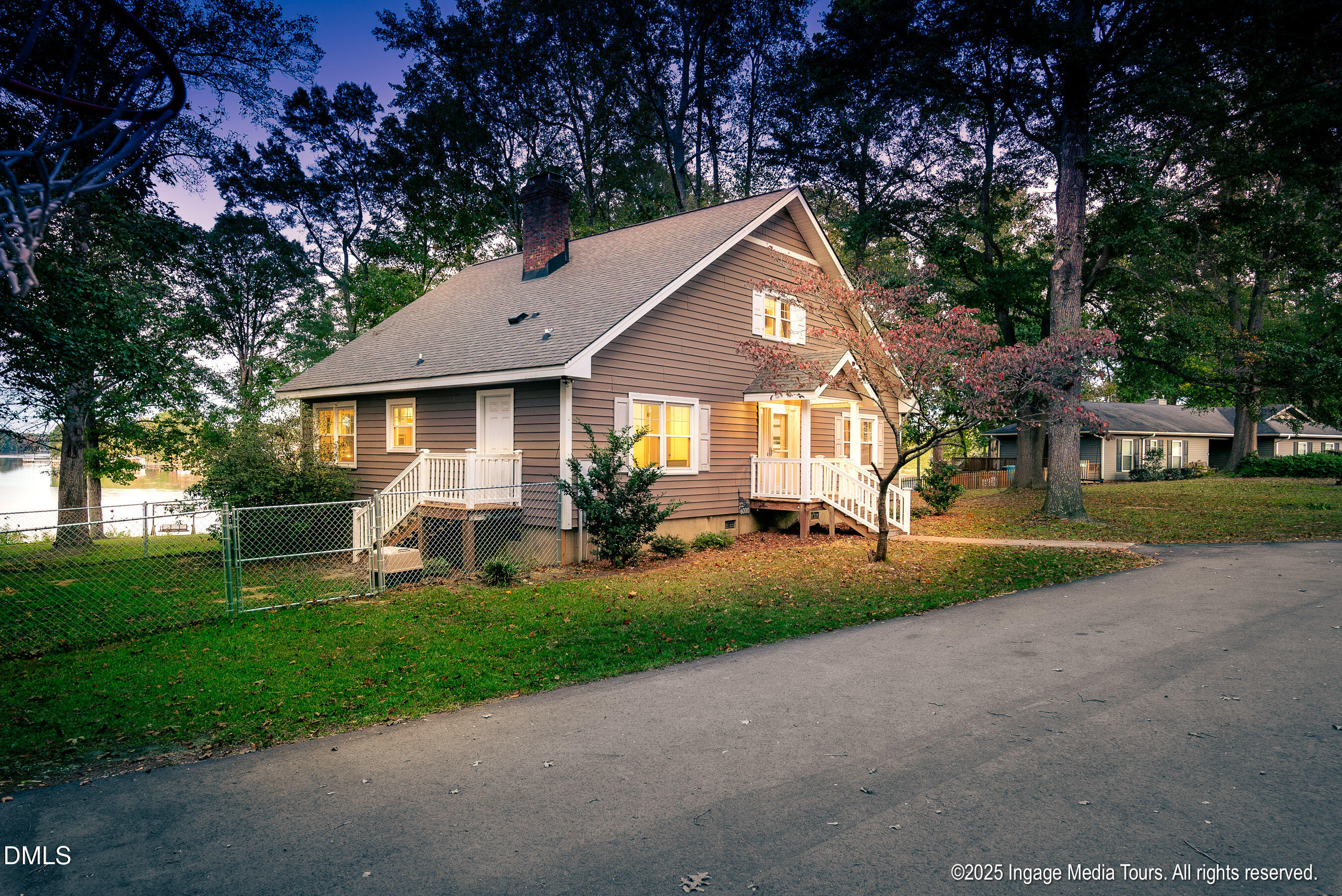 6000 Haywood Drive