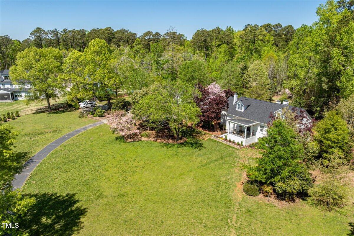 5212 Theys Road