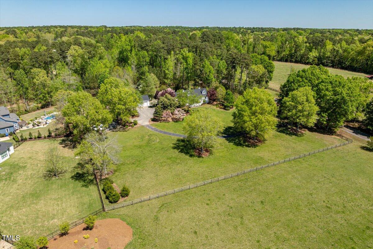 5212 Theys Road