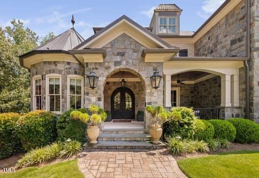 1340 Eagleson Lane