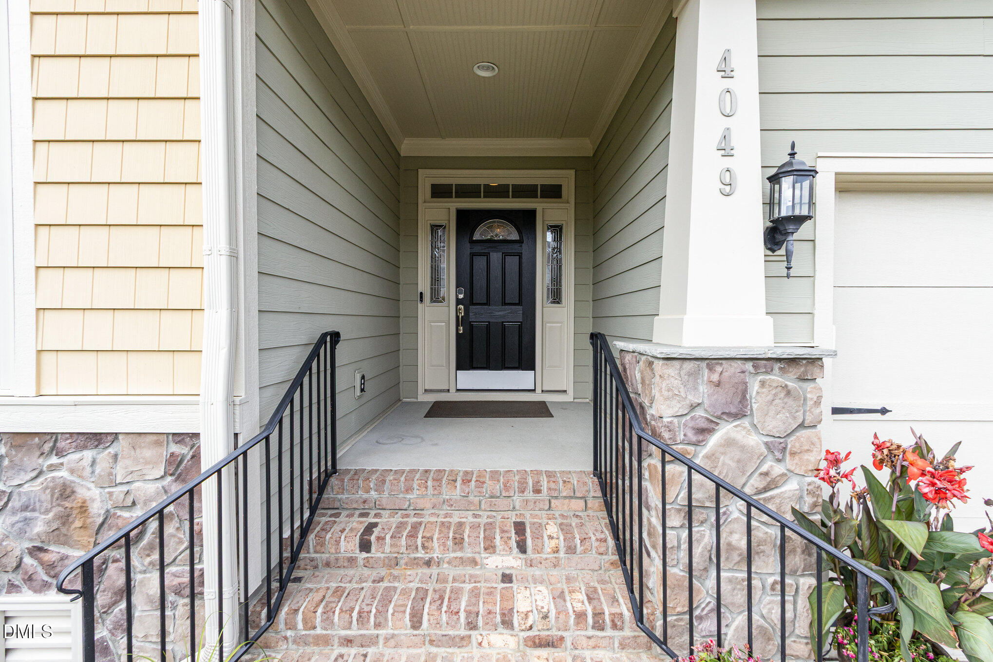 4049 Franks Creek Drive