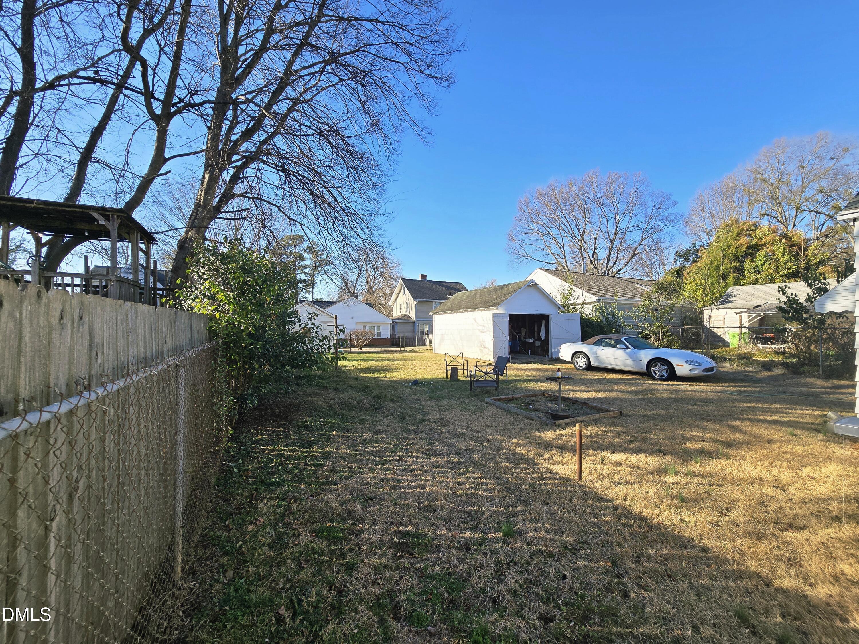 404 Bickett Boulevard