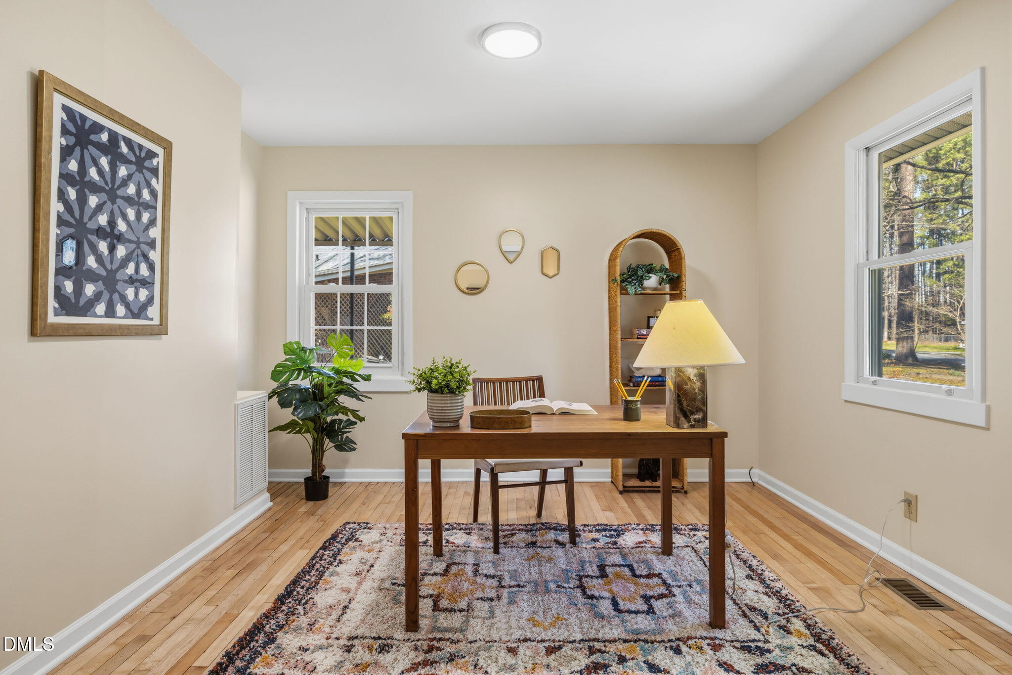 5527 Ponderosa Drive