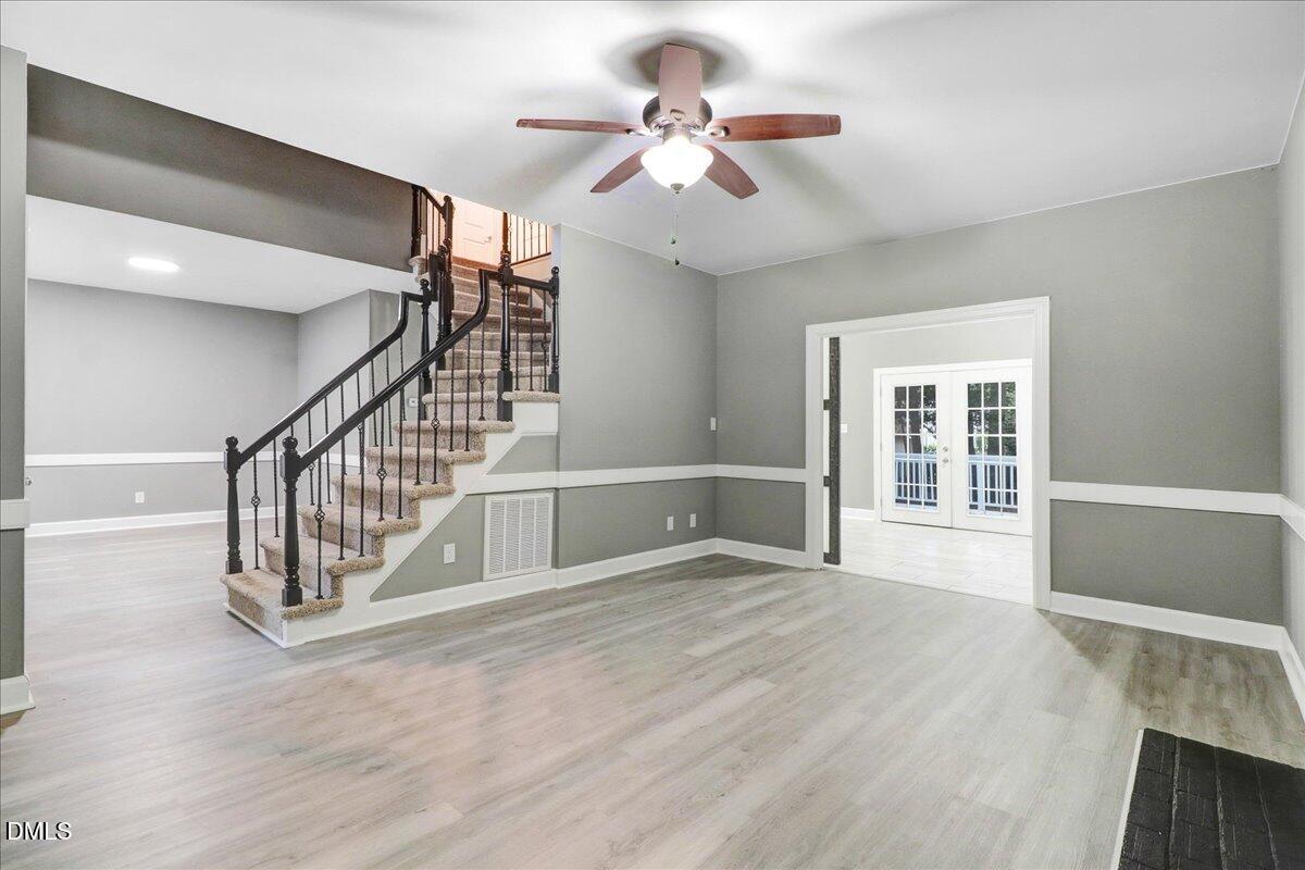 3905 Crosswinds Drive