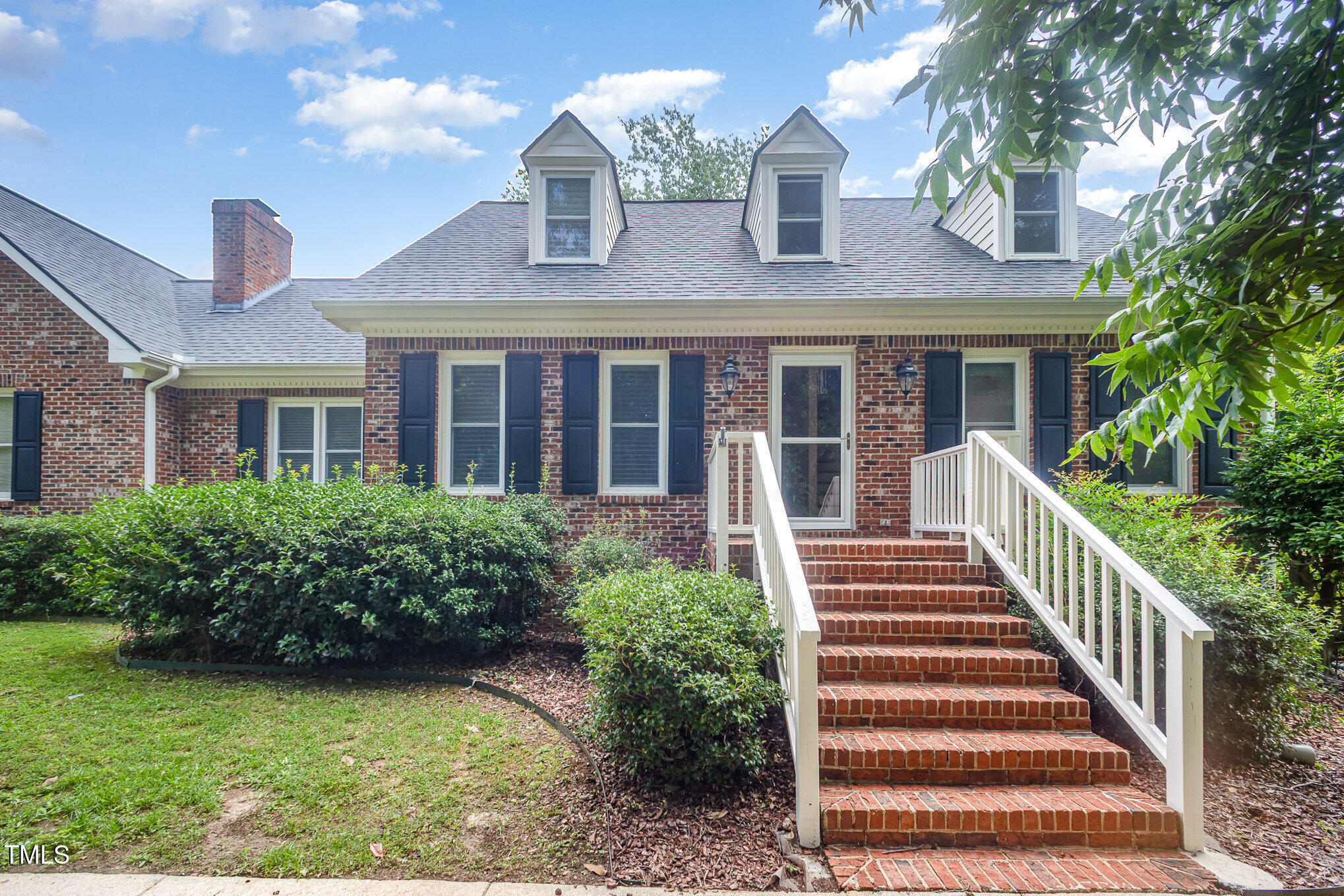 3913 Littlefield Court