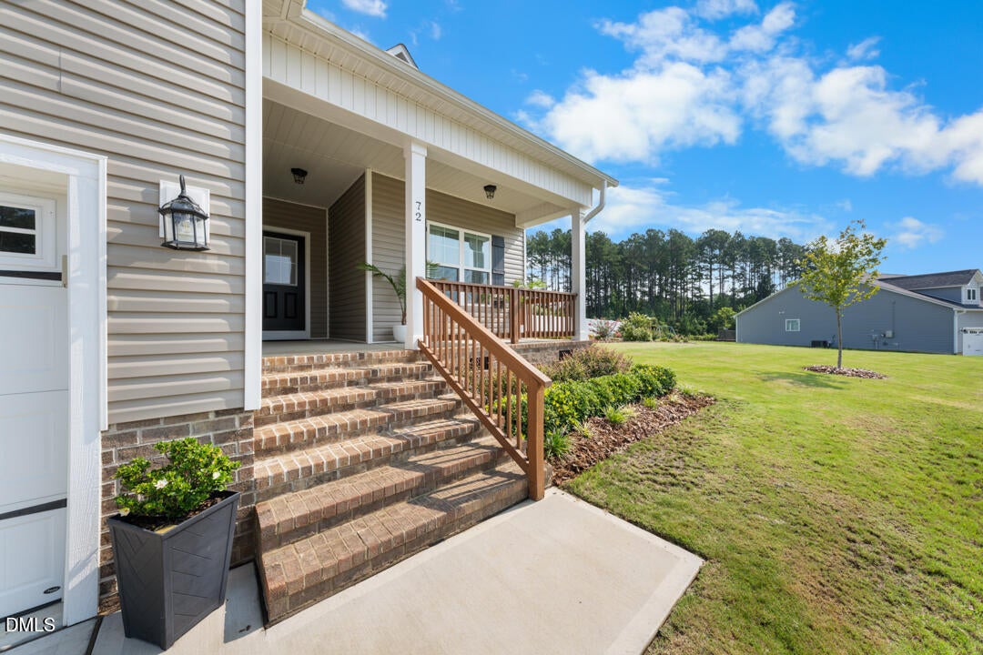 72 Andrews Landing Drive