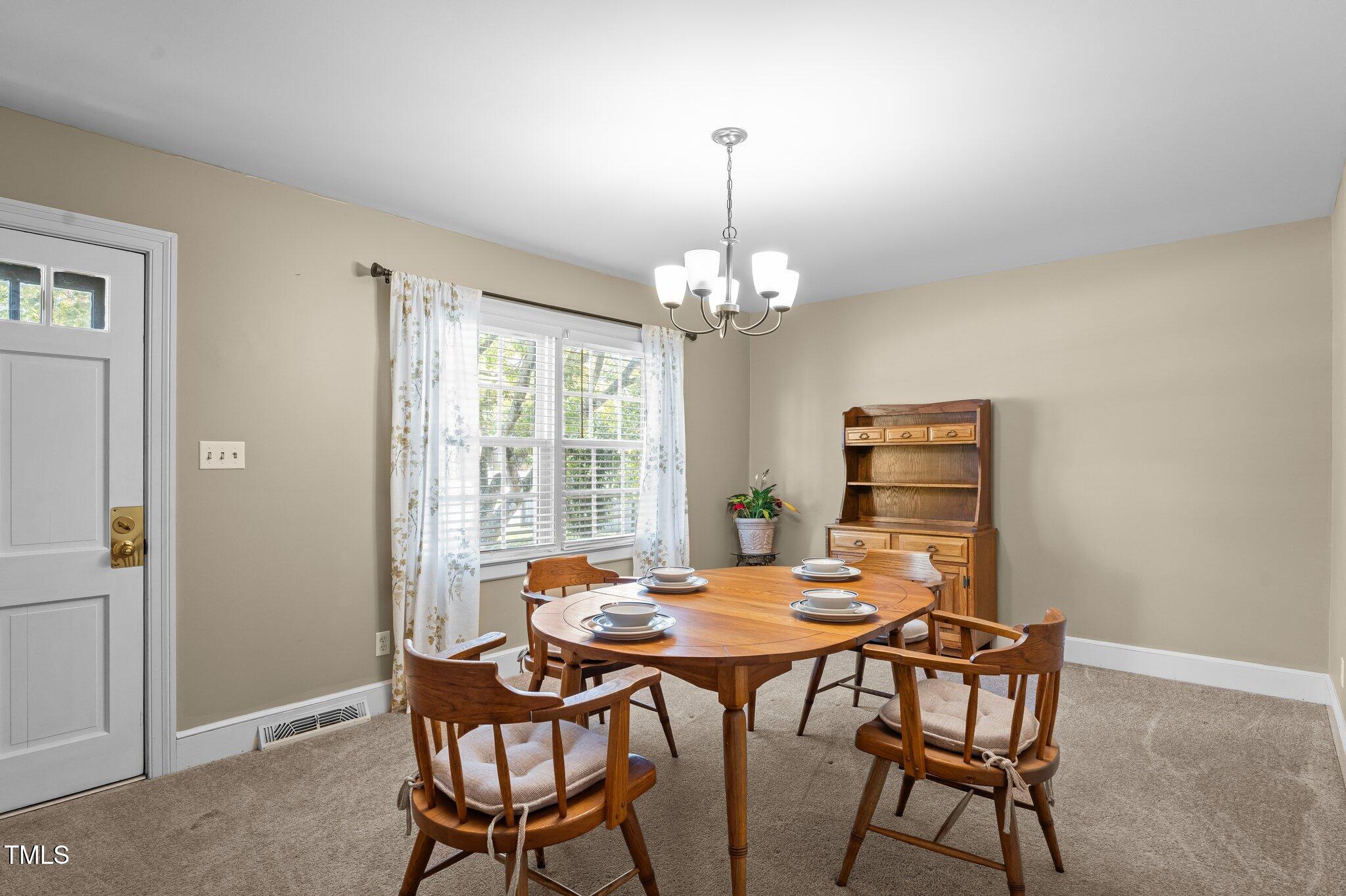 212 Ridge Road NW