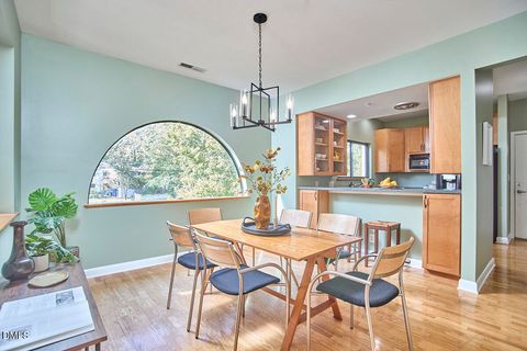 107 Mulberry Street Apt B Carrboro NC 27510