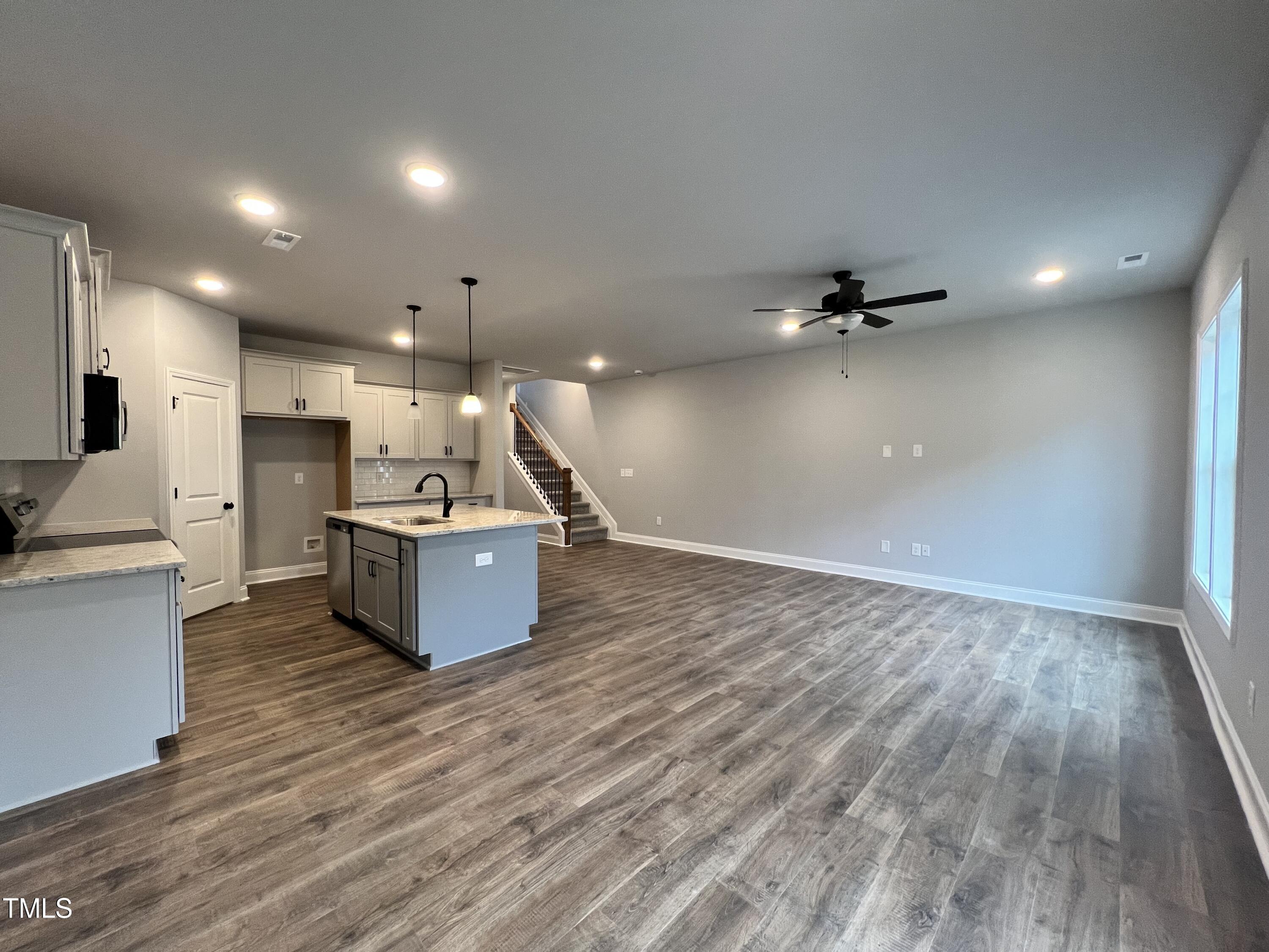 132 S Mistflower Street