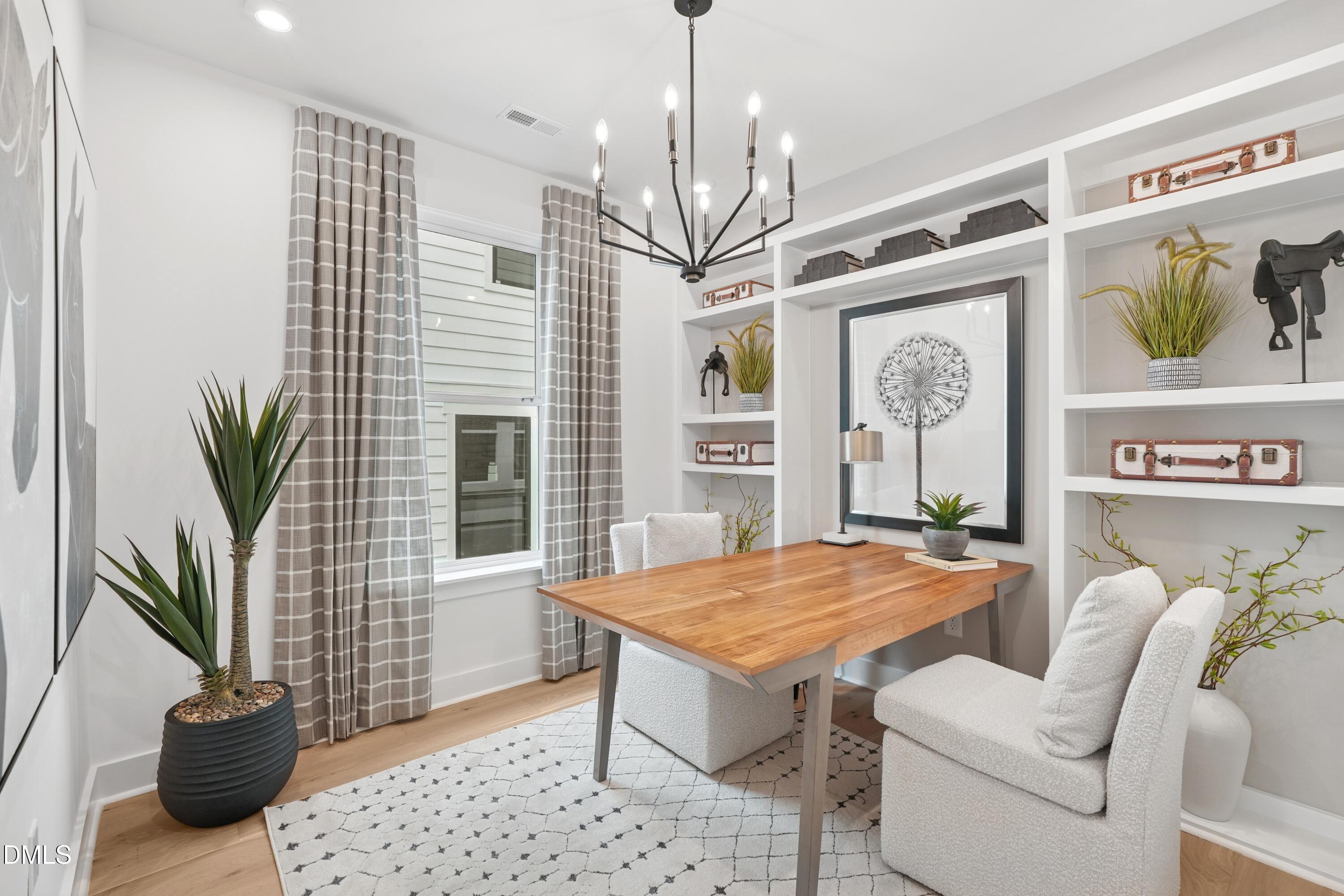 270 Streamside Terrace