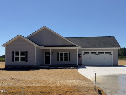 Photo of 108 Lynn Lane, Selma, NC 27576 (MLS # 10165274)