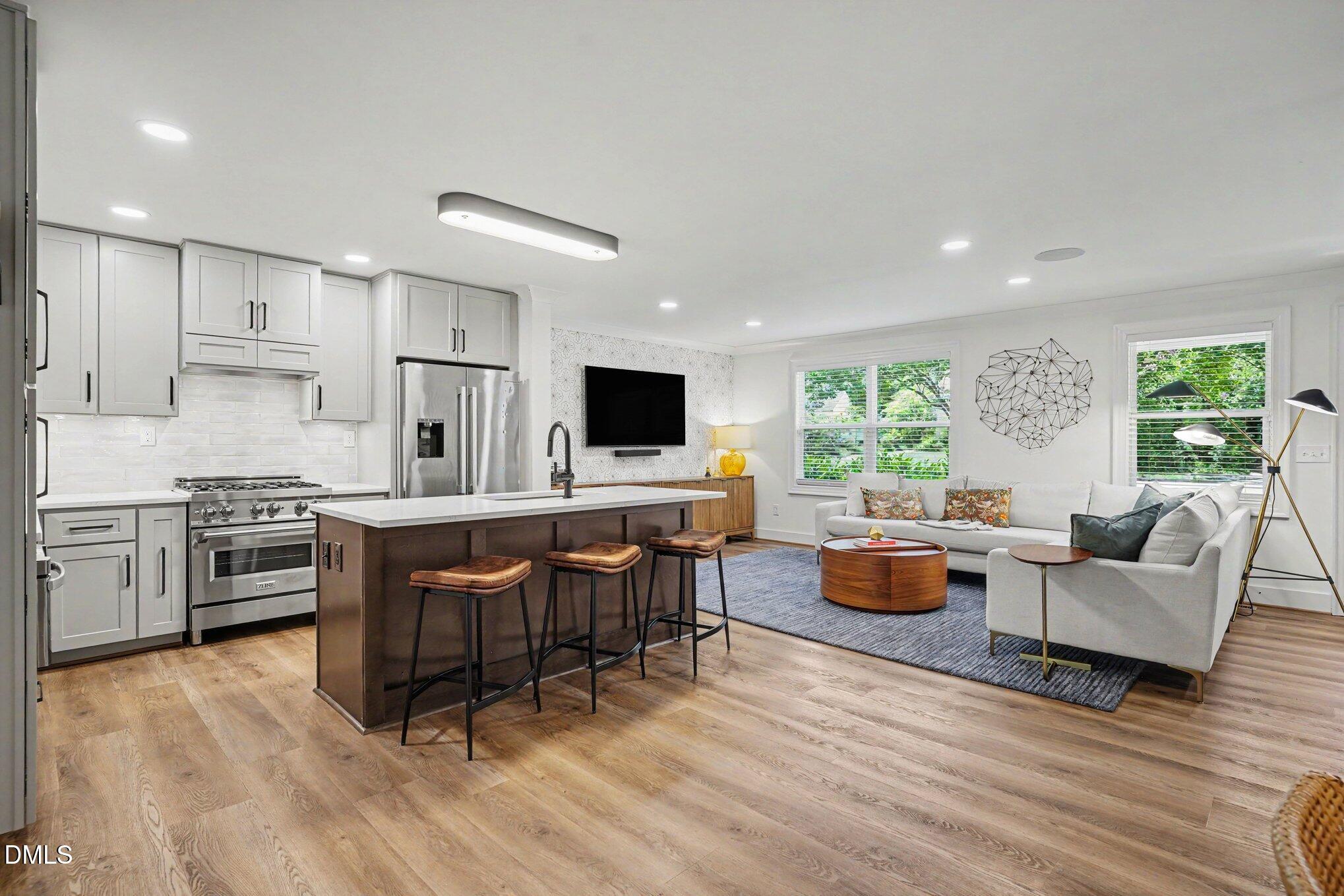 308 N King Charles Road