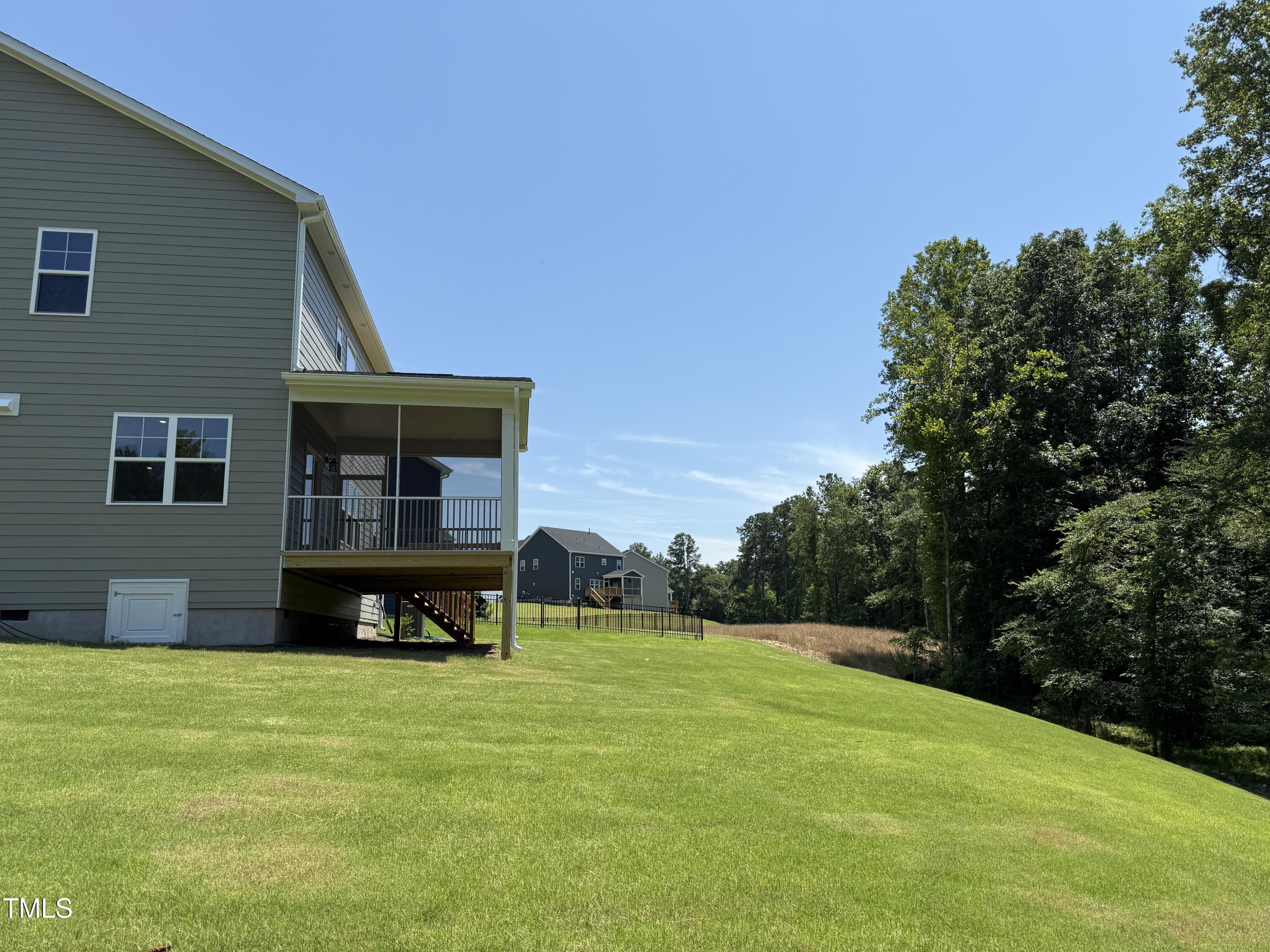 901 Thimbleweed Way