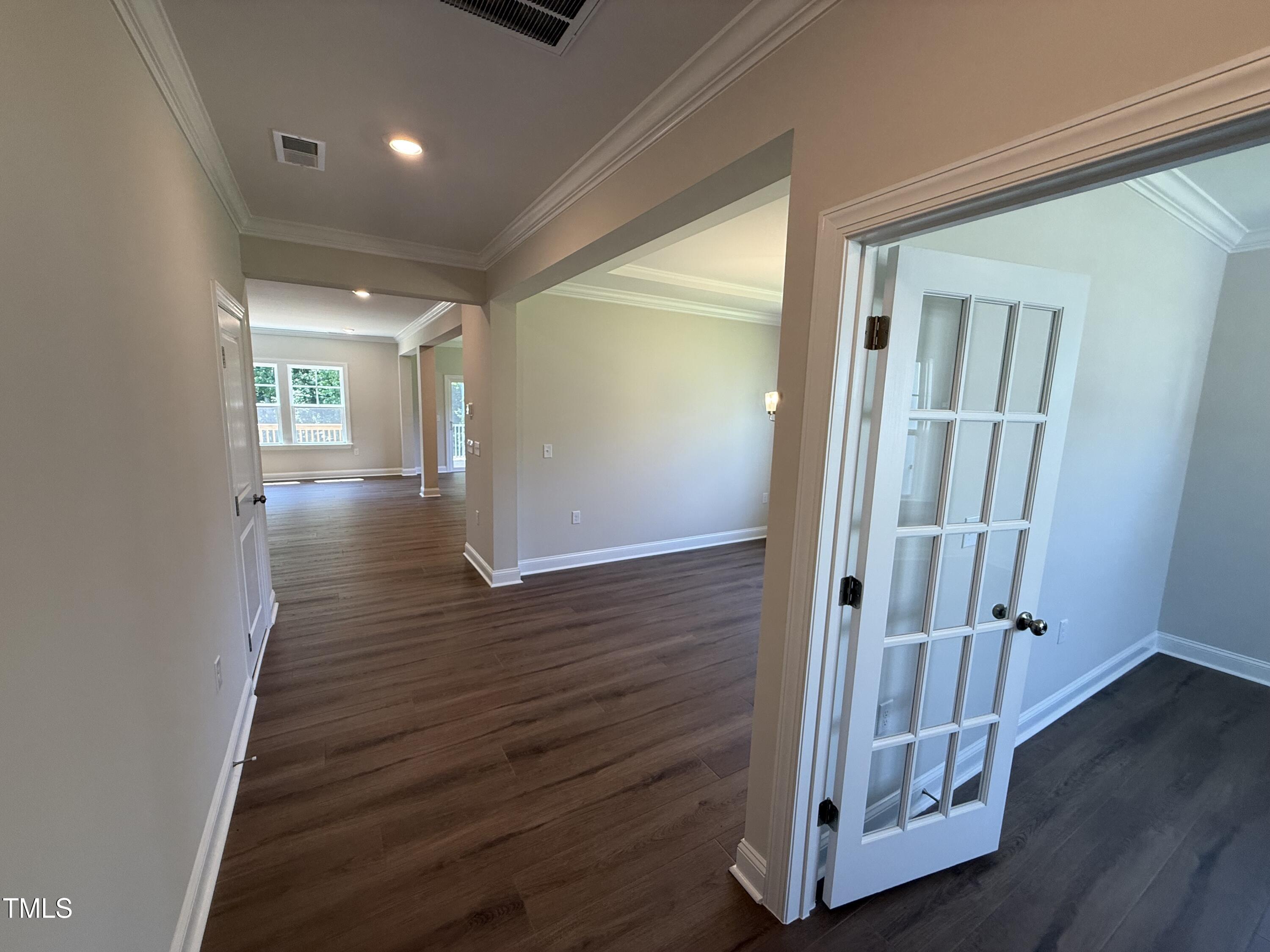 901 Thimbleweed Way